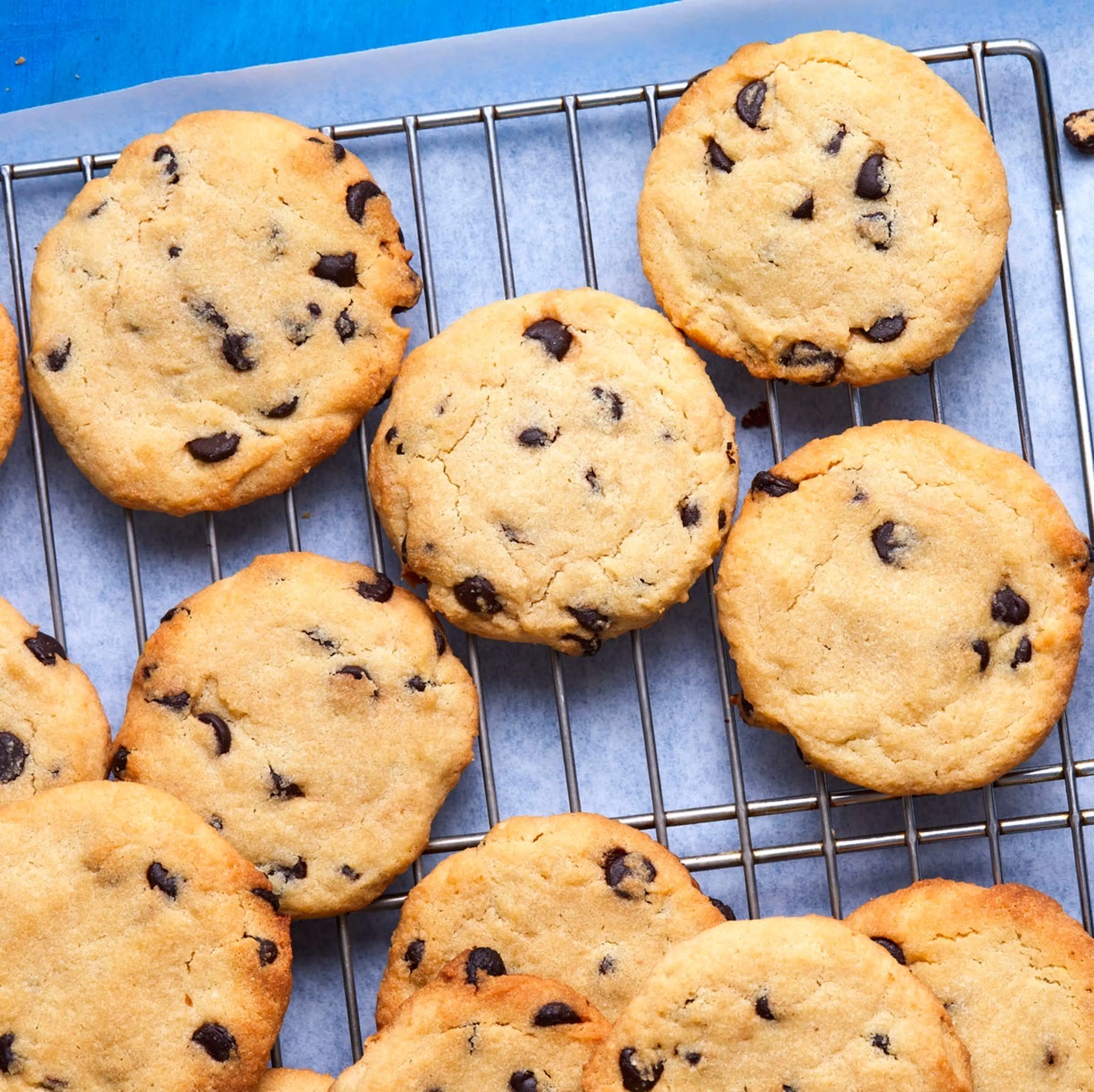 Keto Chocolate Chip Cookies