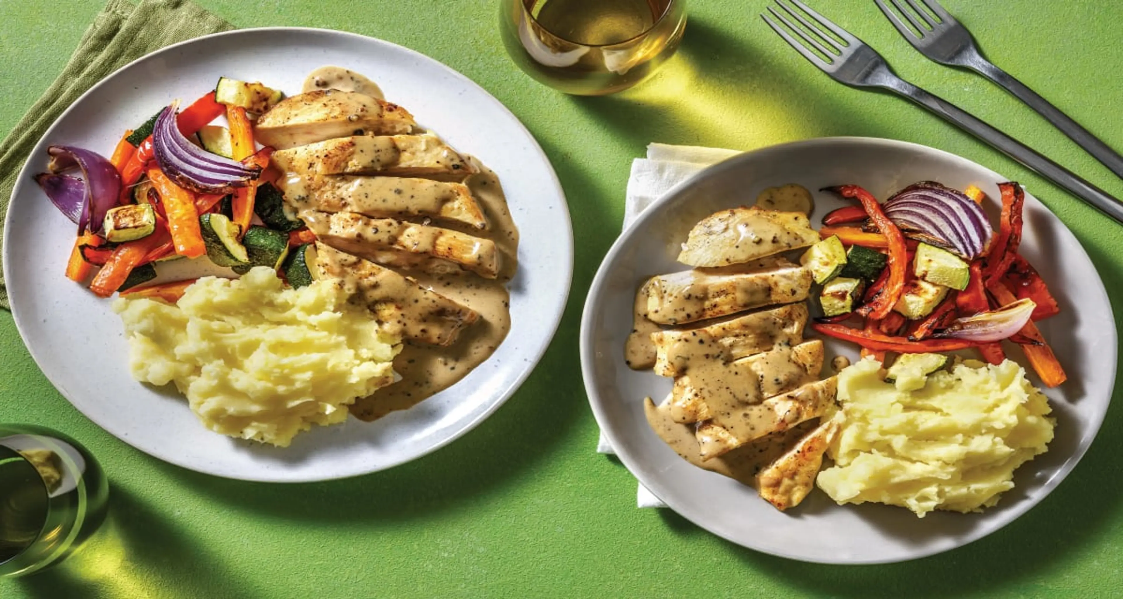 Chicken & Creamy Peppercorn Sauce