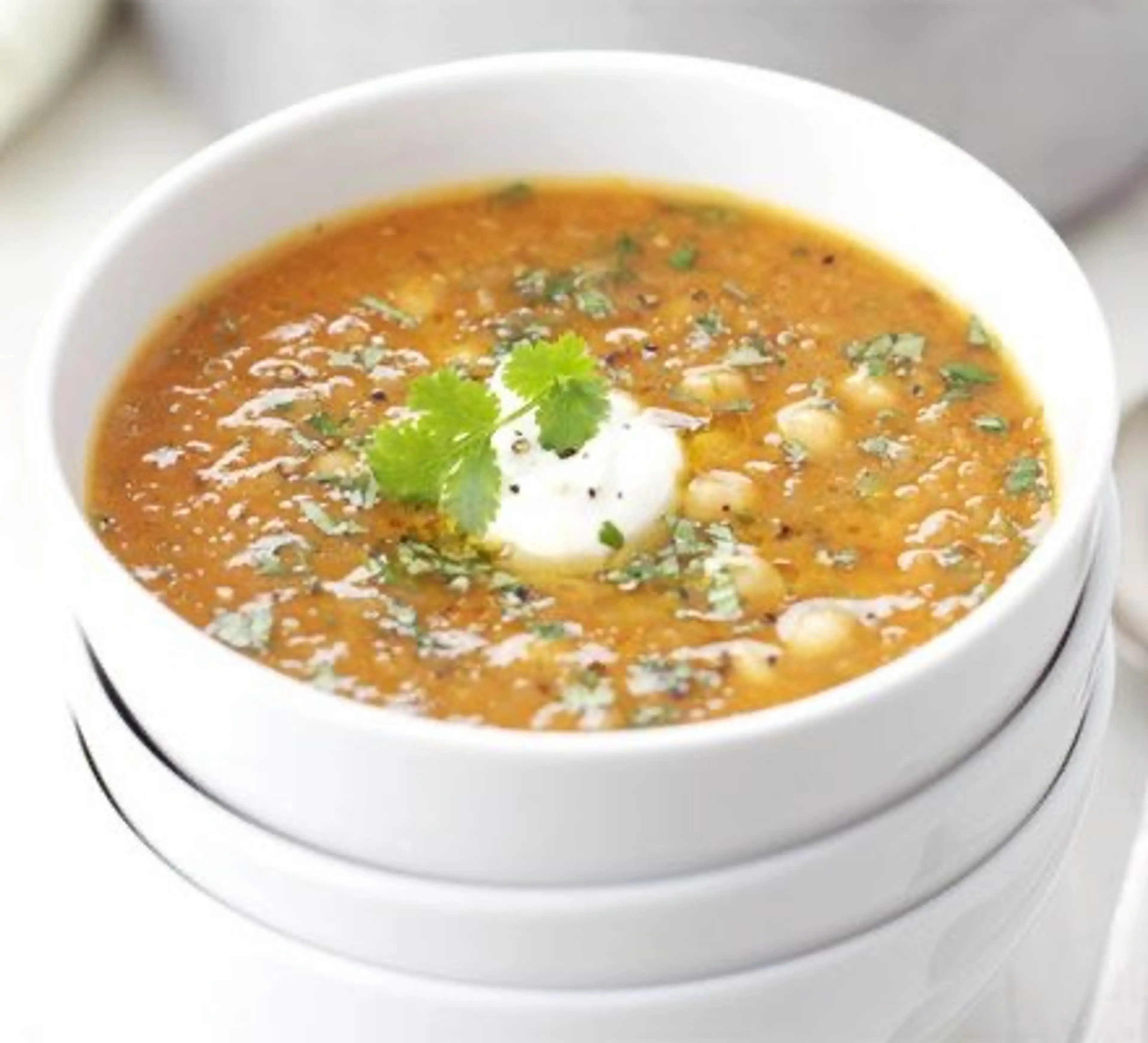 Red lentil, chickpea & chilli soup