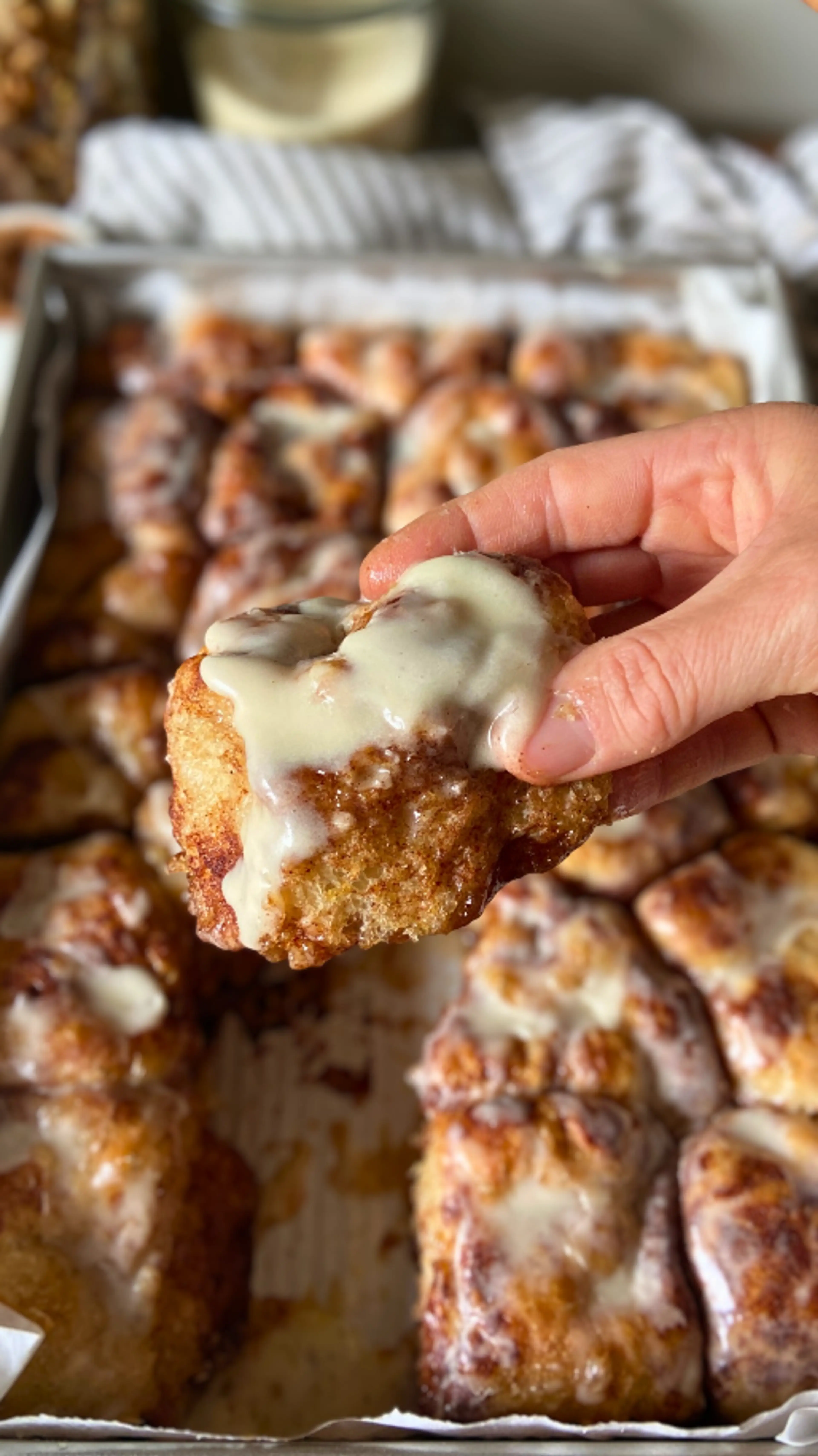 Cinnamon Roll Pull-Apart Sourdough Focaccia