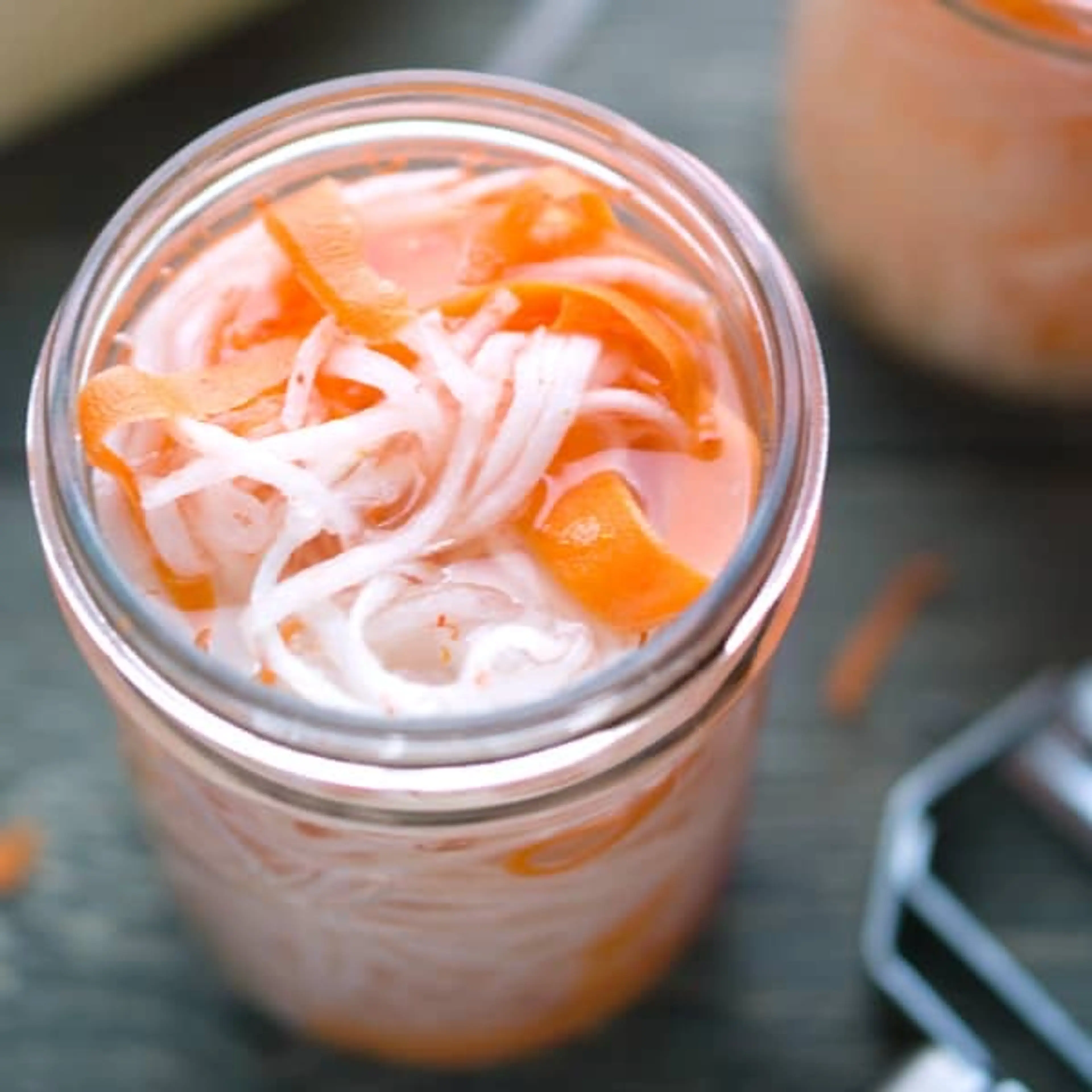 Quick Pickled Carrots and Daikon