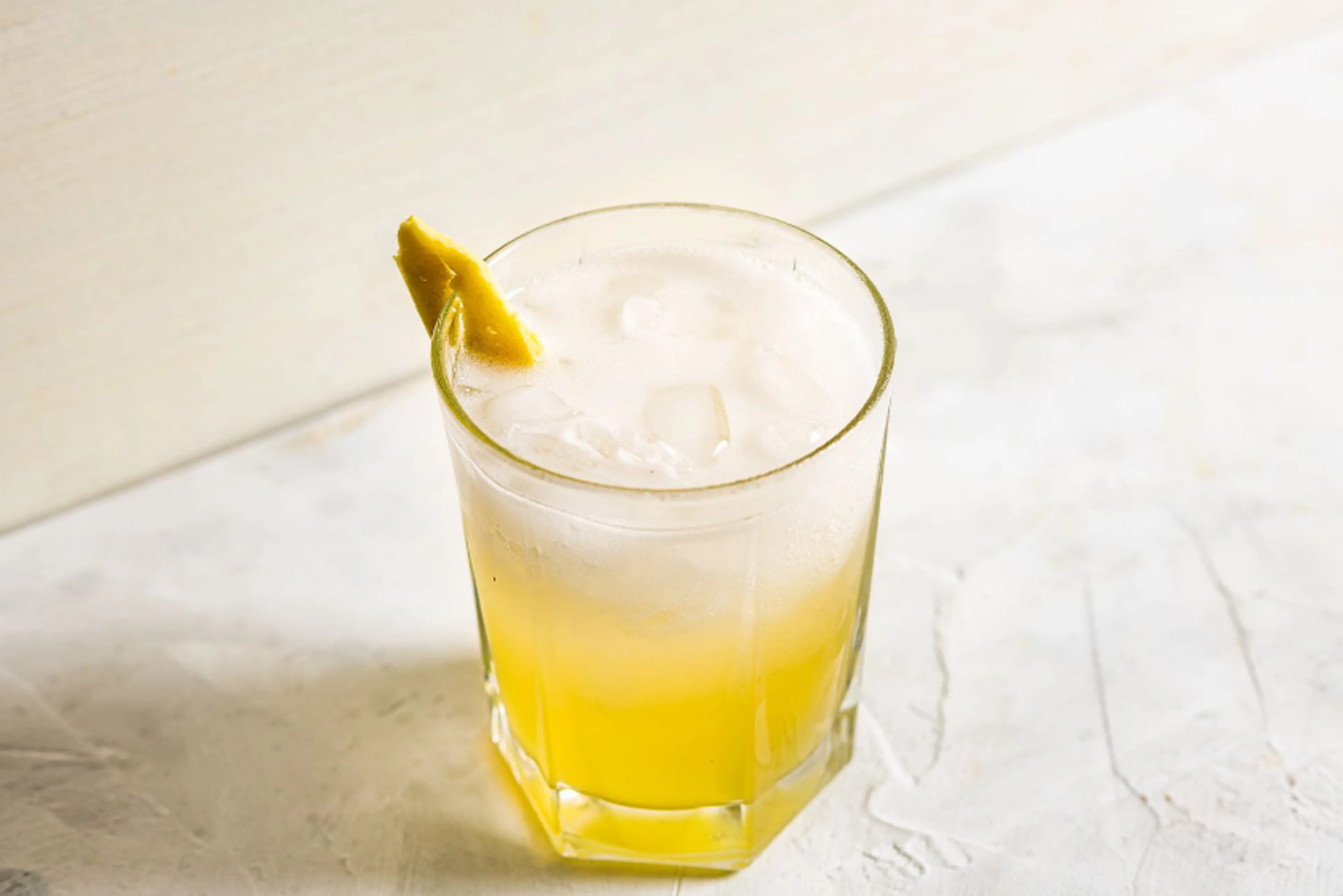 Homemade Fresh Ginger Ale