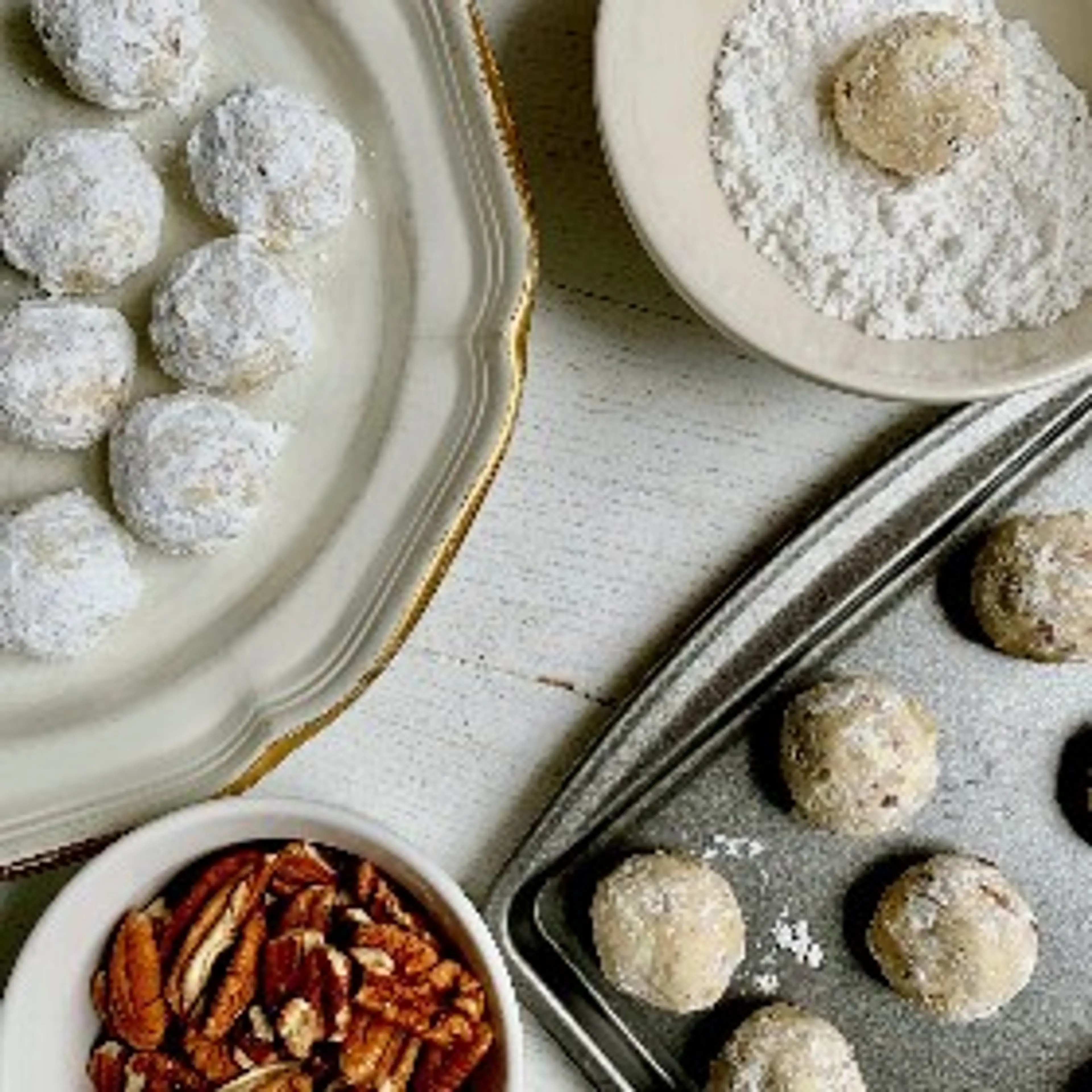 Pecan Snowball Cookies