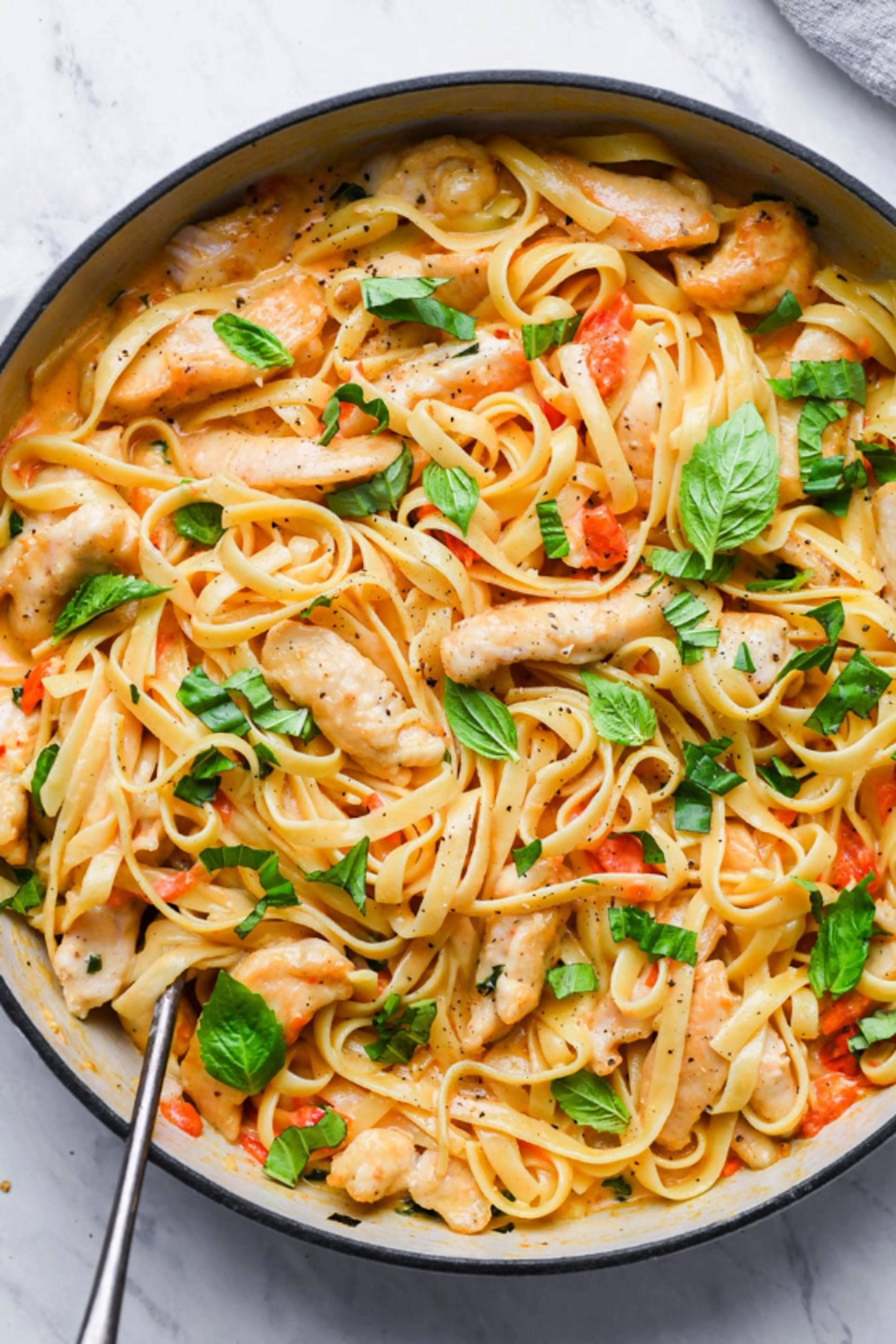 Tomato Basil Chicken Pasta