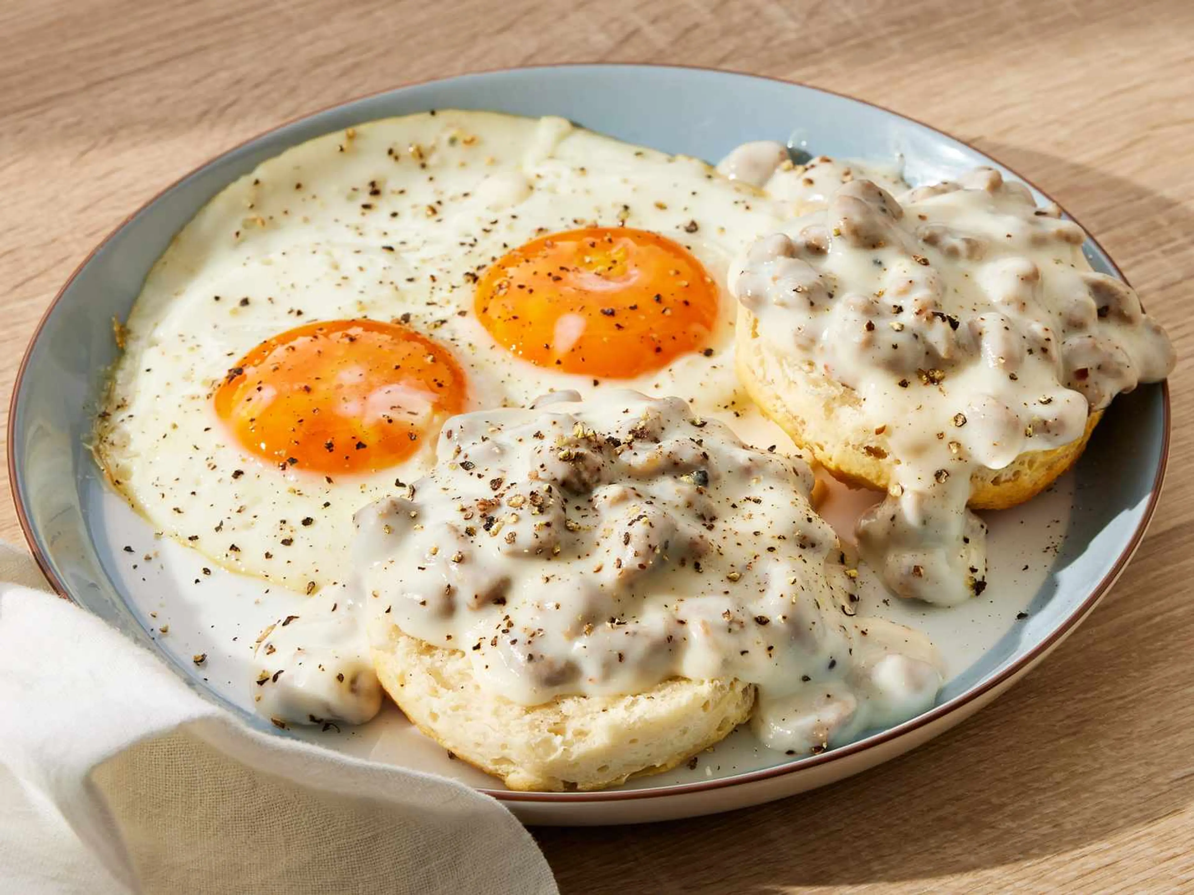 Easy Sausage Gravy and Biscuits