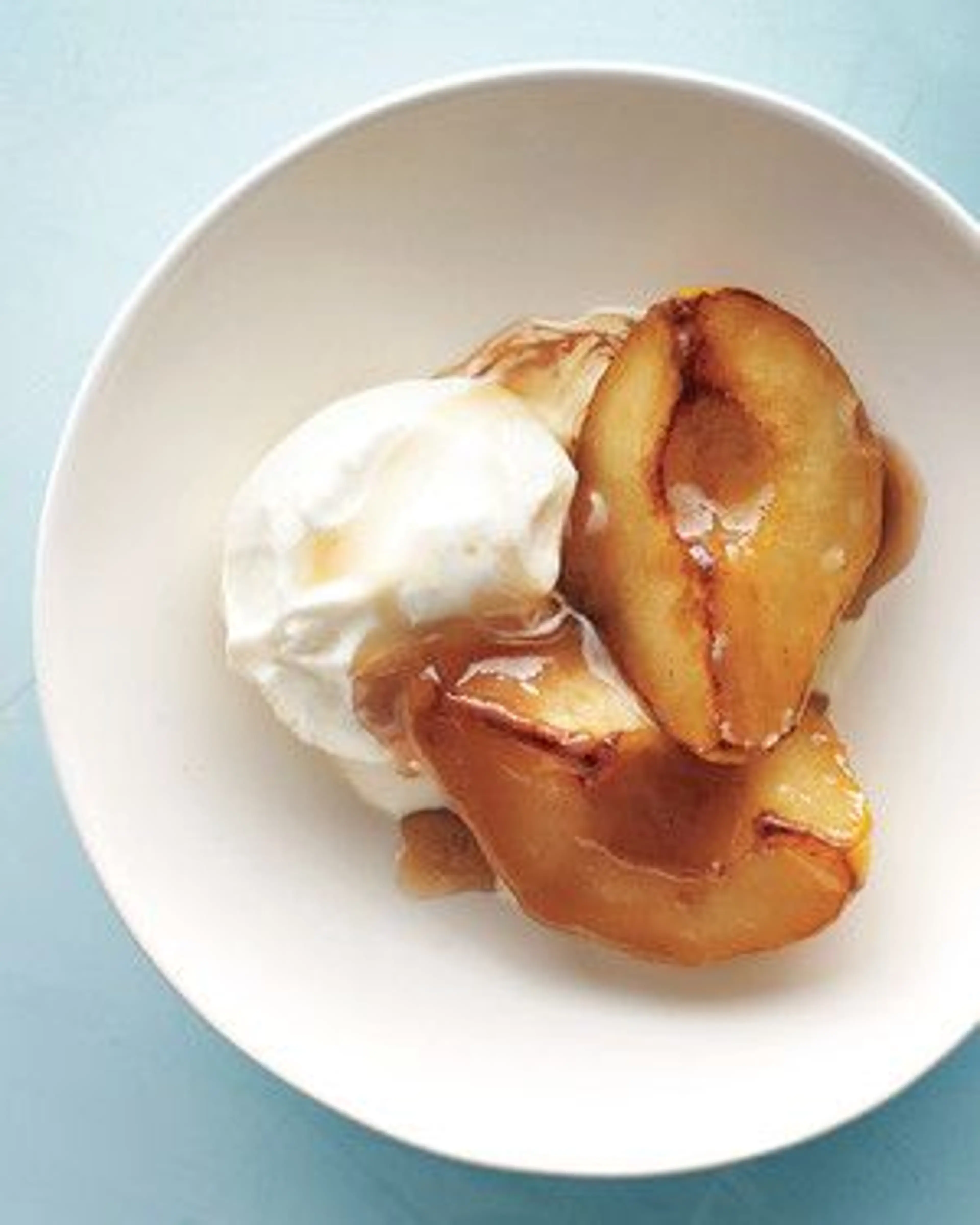Quick & Easy Caramelized Pears