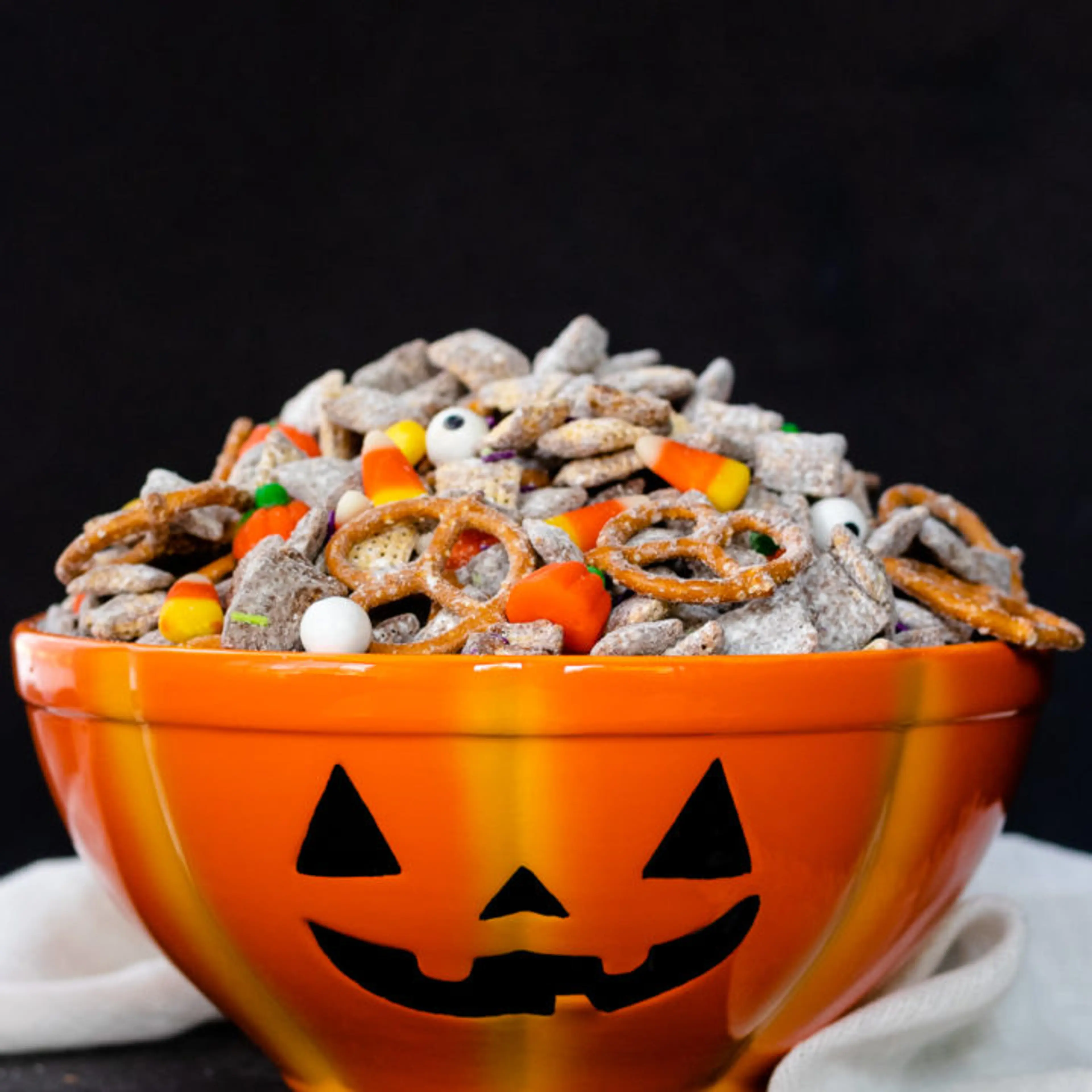 Monster Munch {Halloween Puppy Chow}