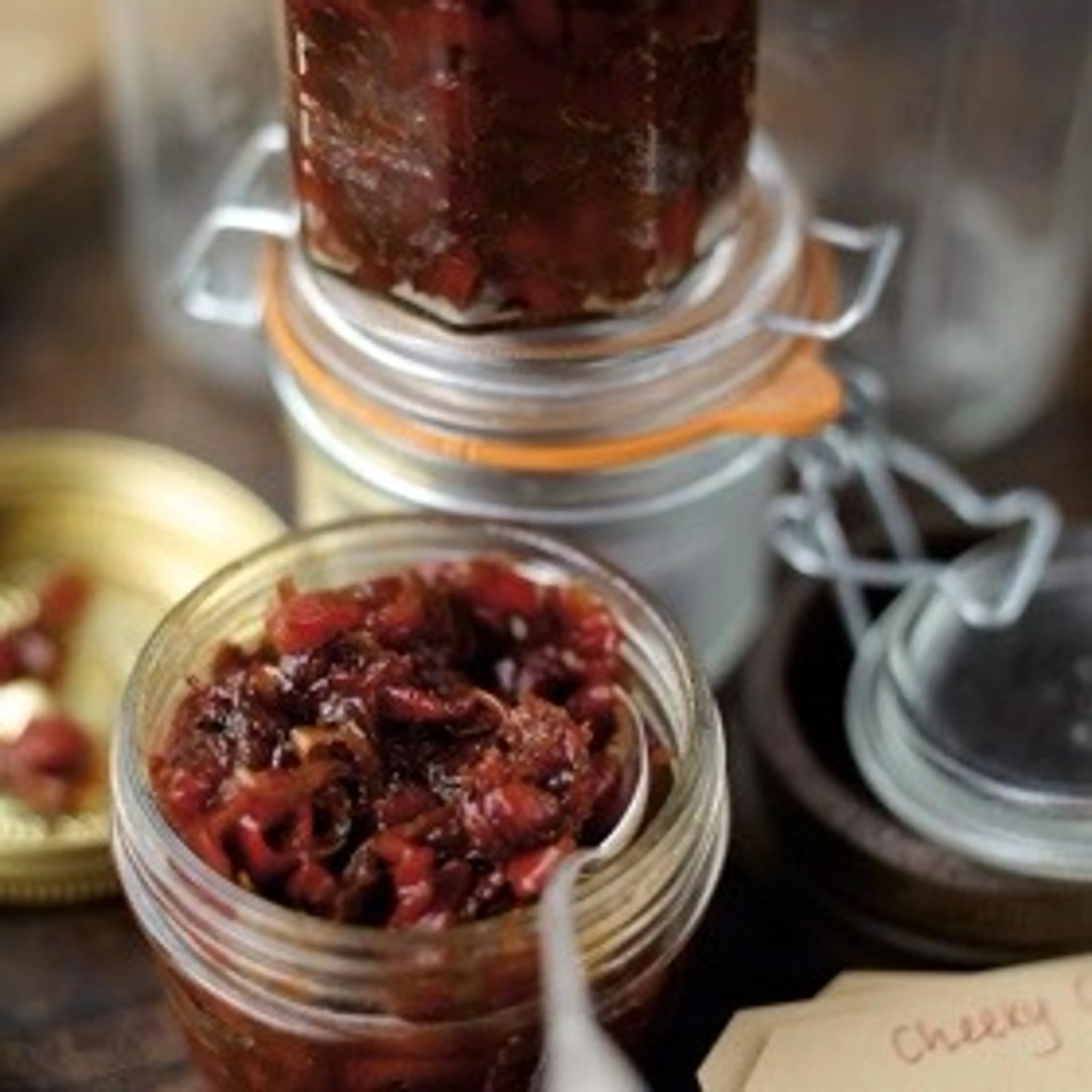 Cheeky chilli-pepper chutney