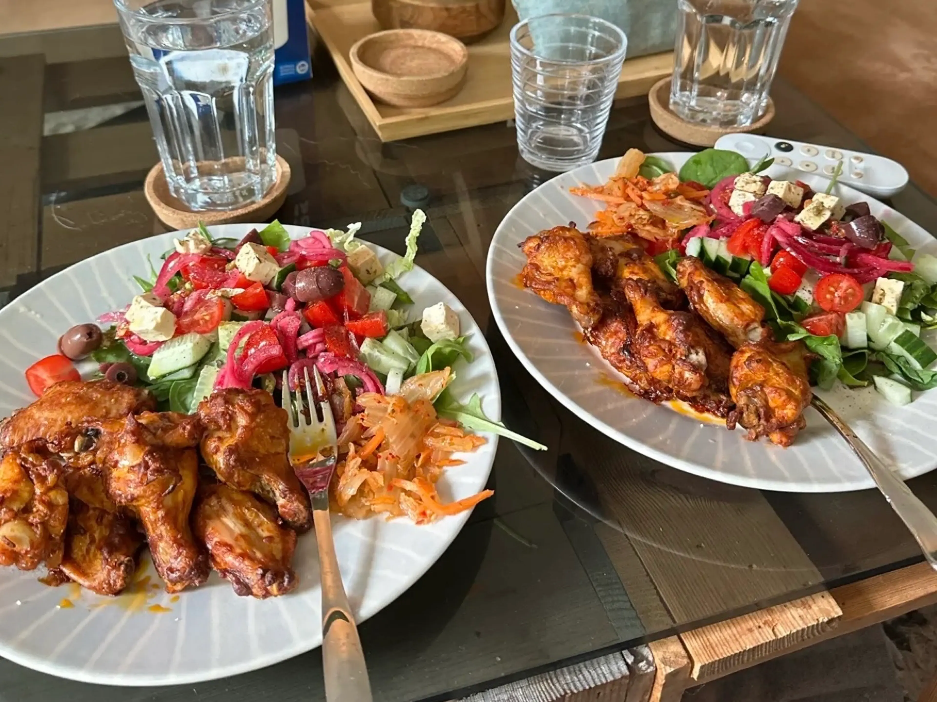 Wings och sallad