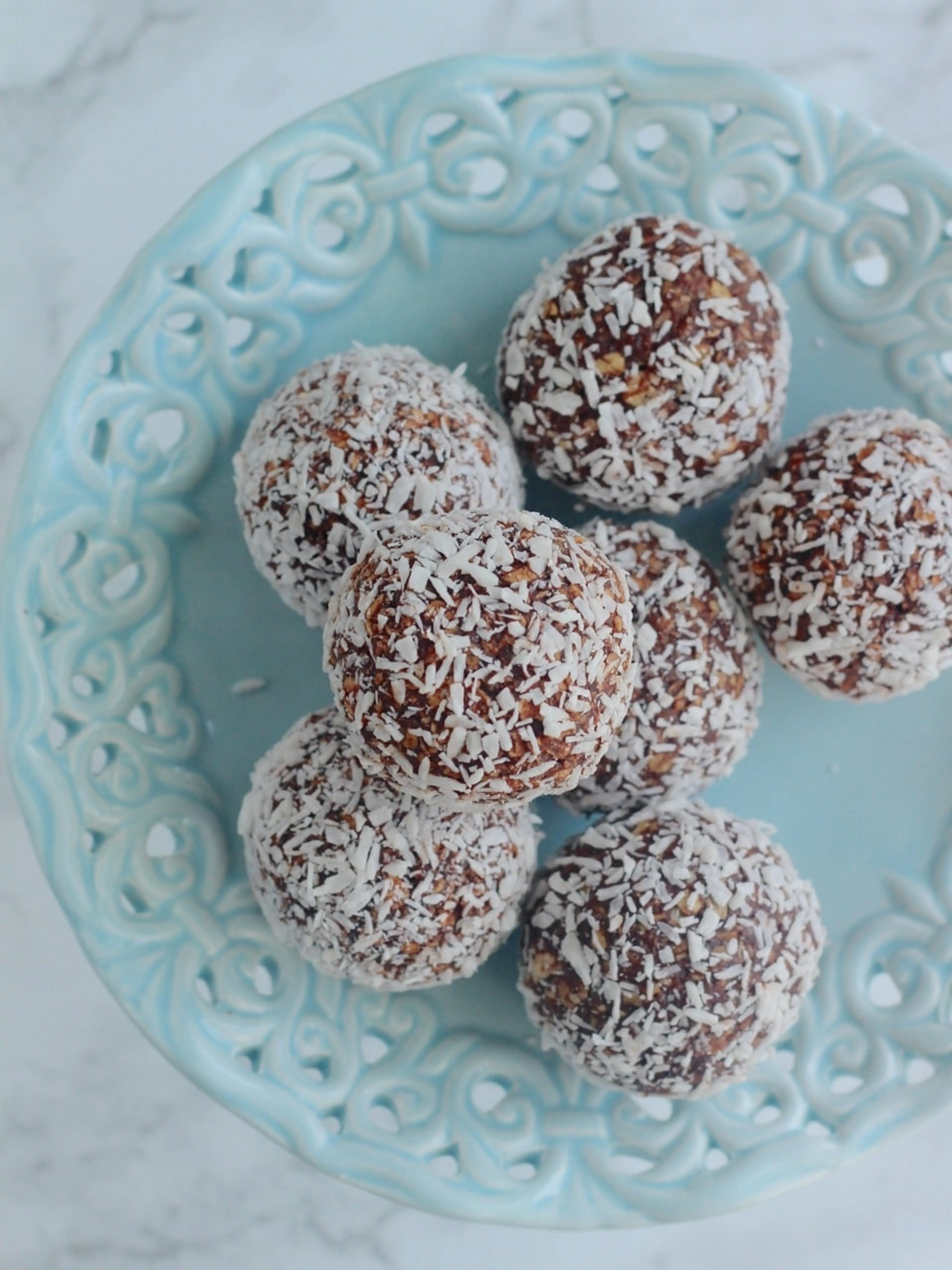 Chokladbollar (Swedish Chocolate Coffee Balls)