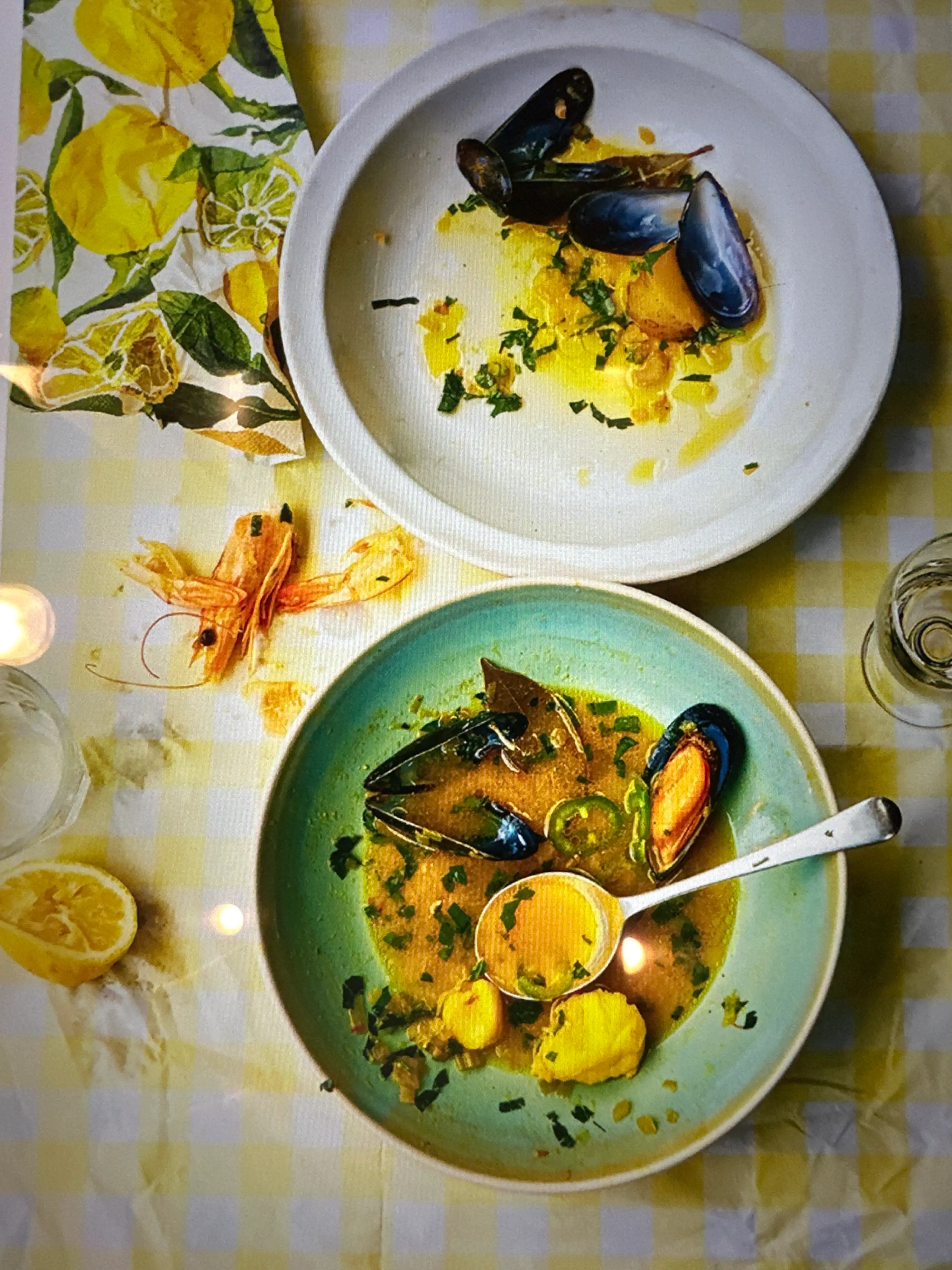 Psarosoupa: golden fish soup