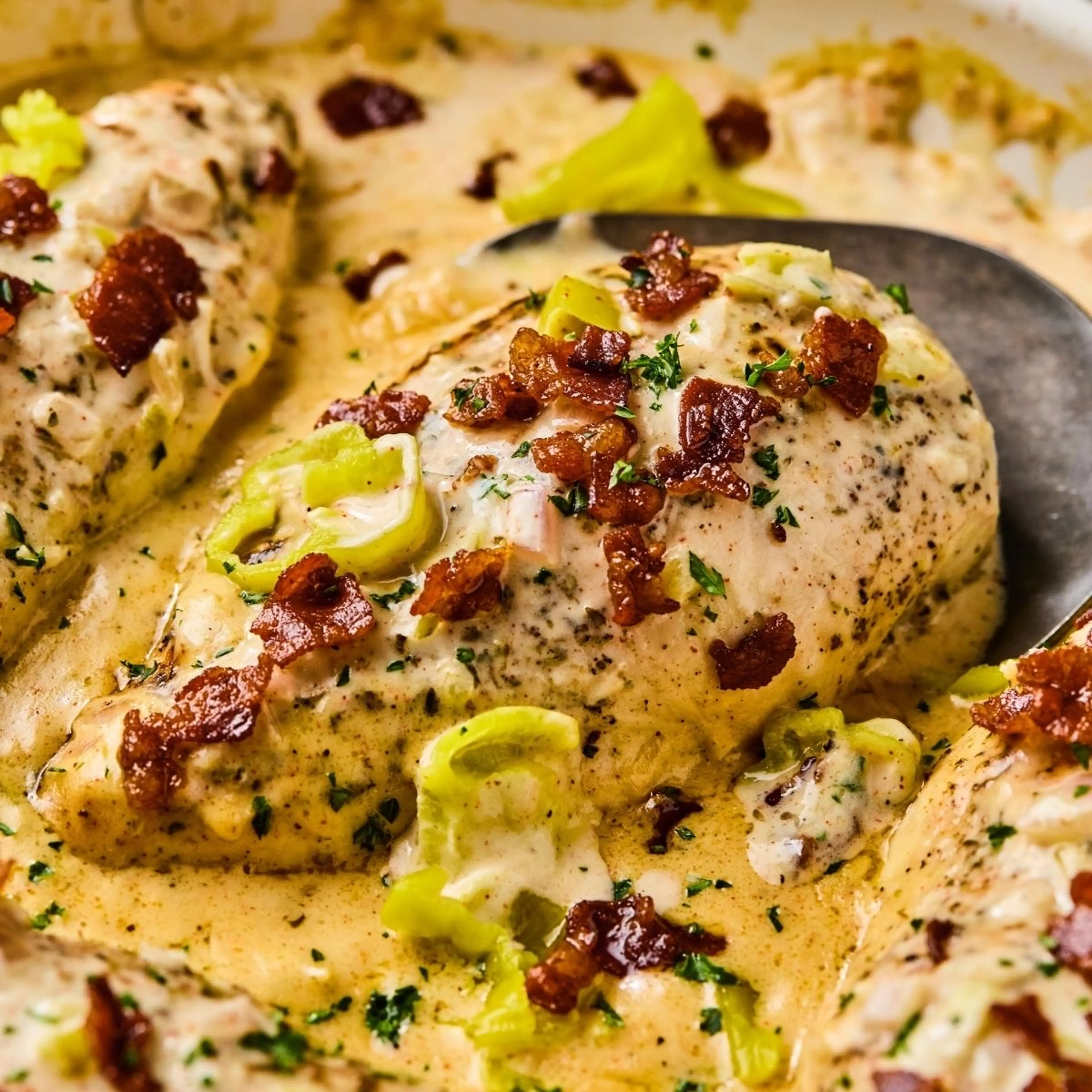 Easy Creamy Pepperoncini Chicken Recipe