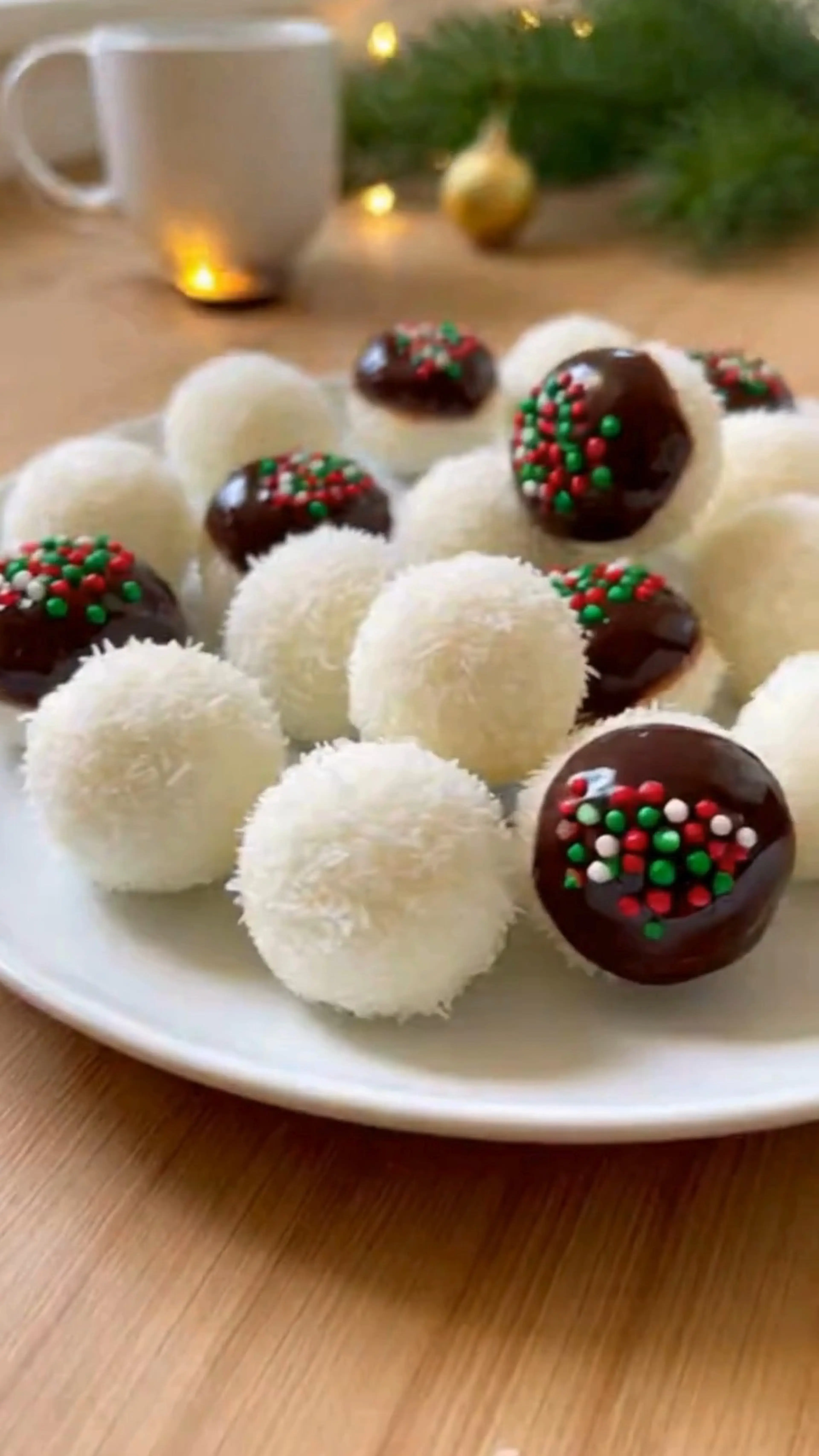 No-bake Christmas Coconut Balls