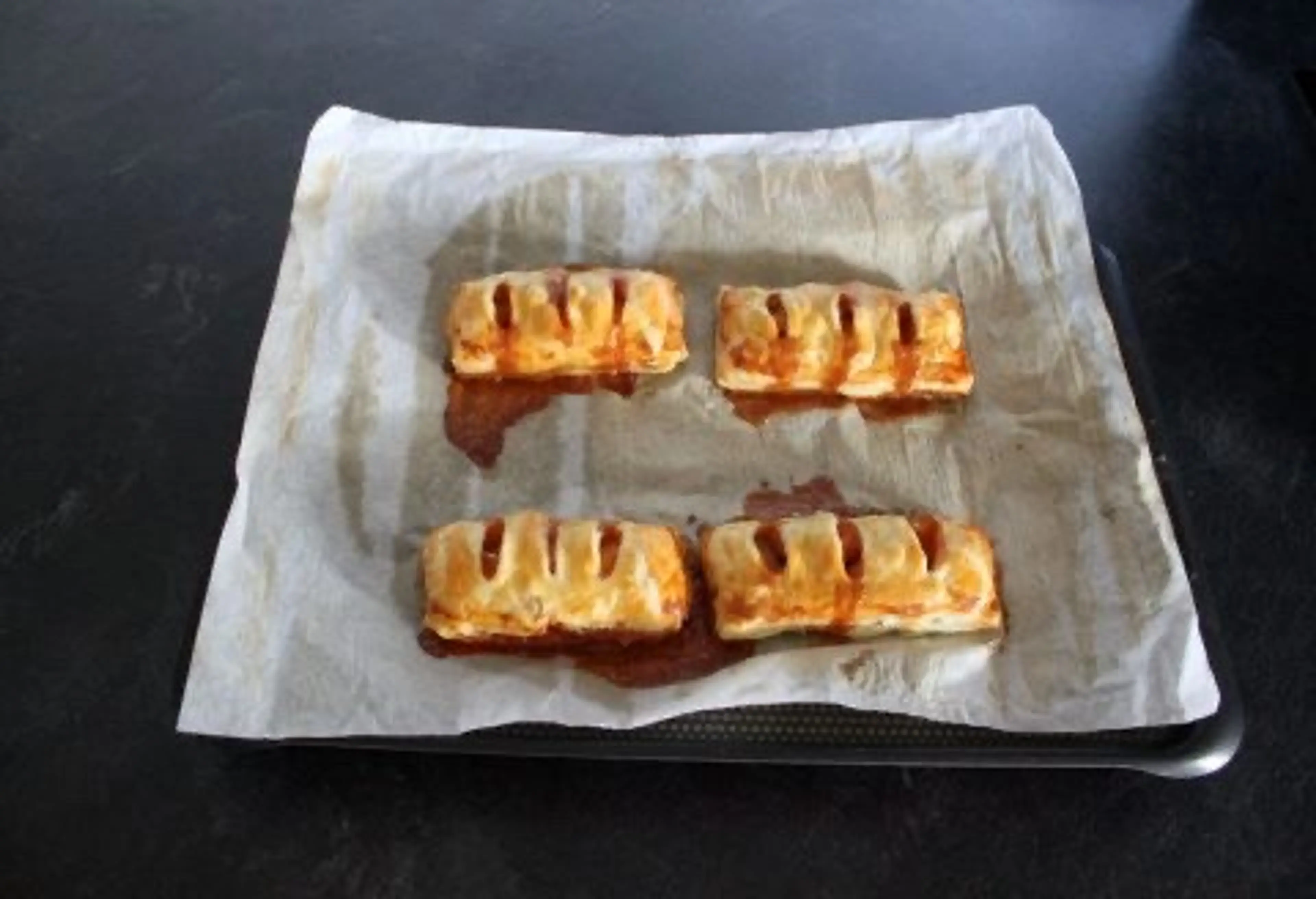FEUILLETÉS AUX POMMES ET CARAMEL AU BEURRE SALÉ
