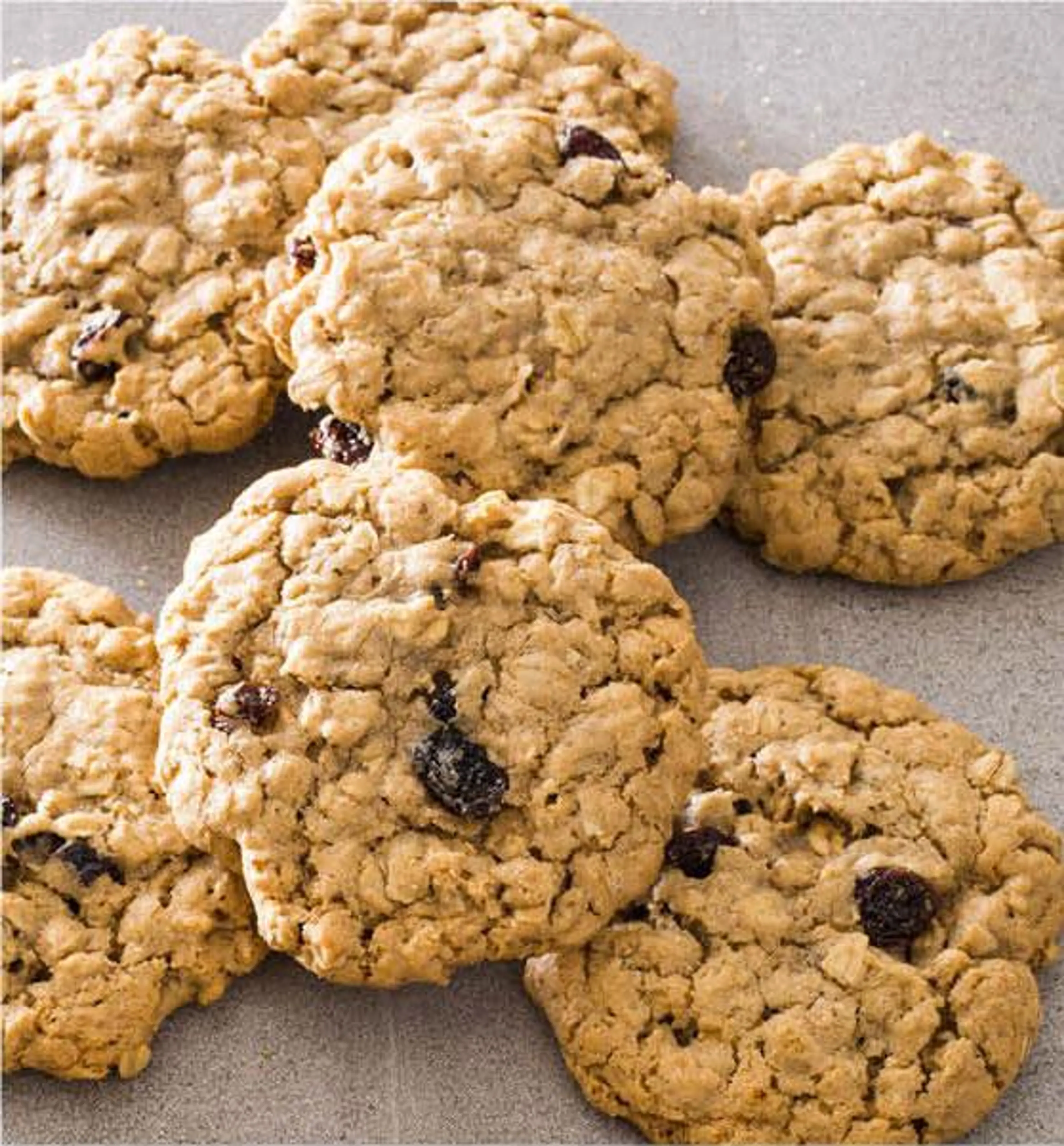 Classic Chewy Oatmeal Cookies