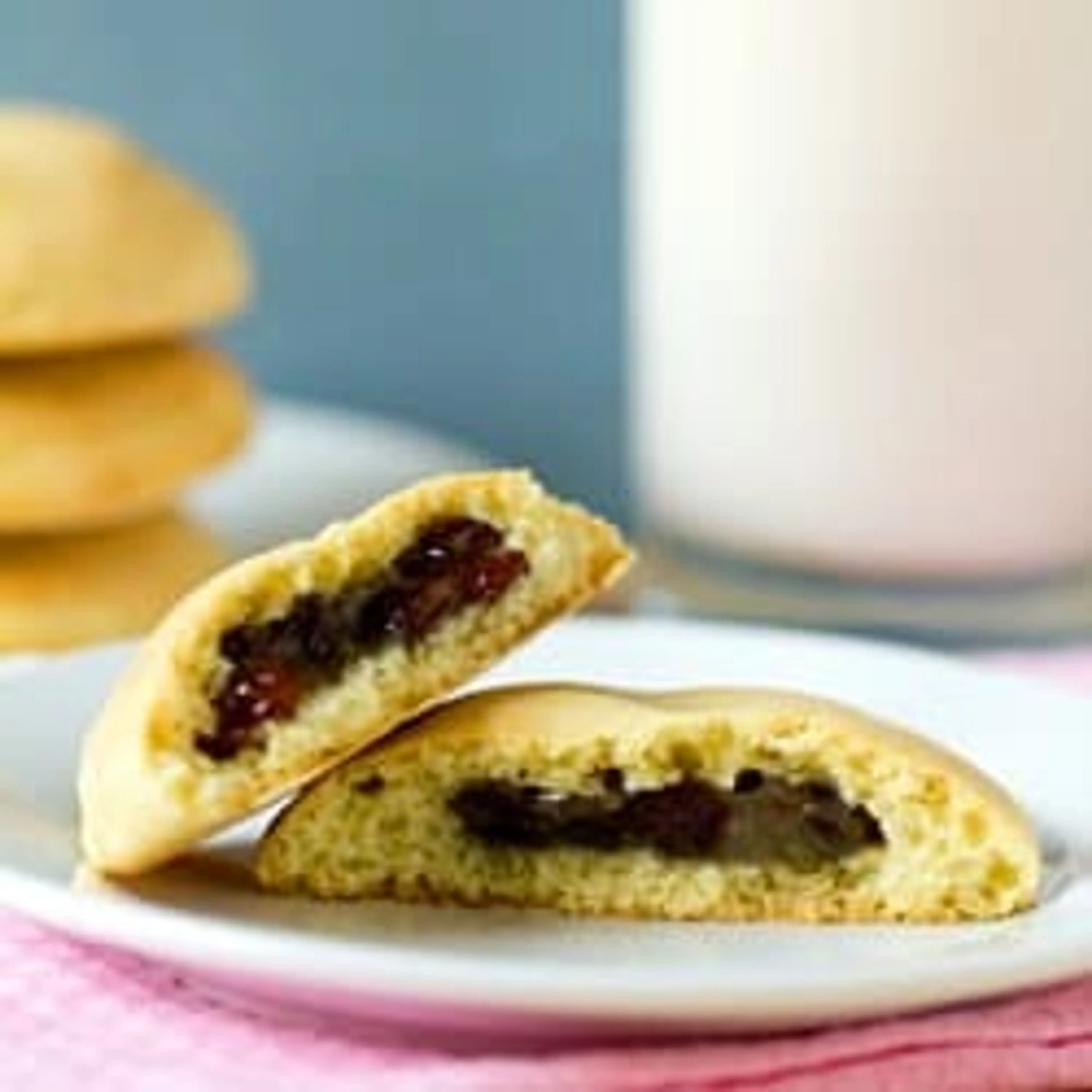 Filled Raisin Cookies