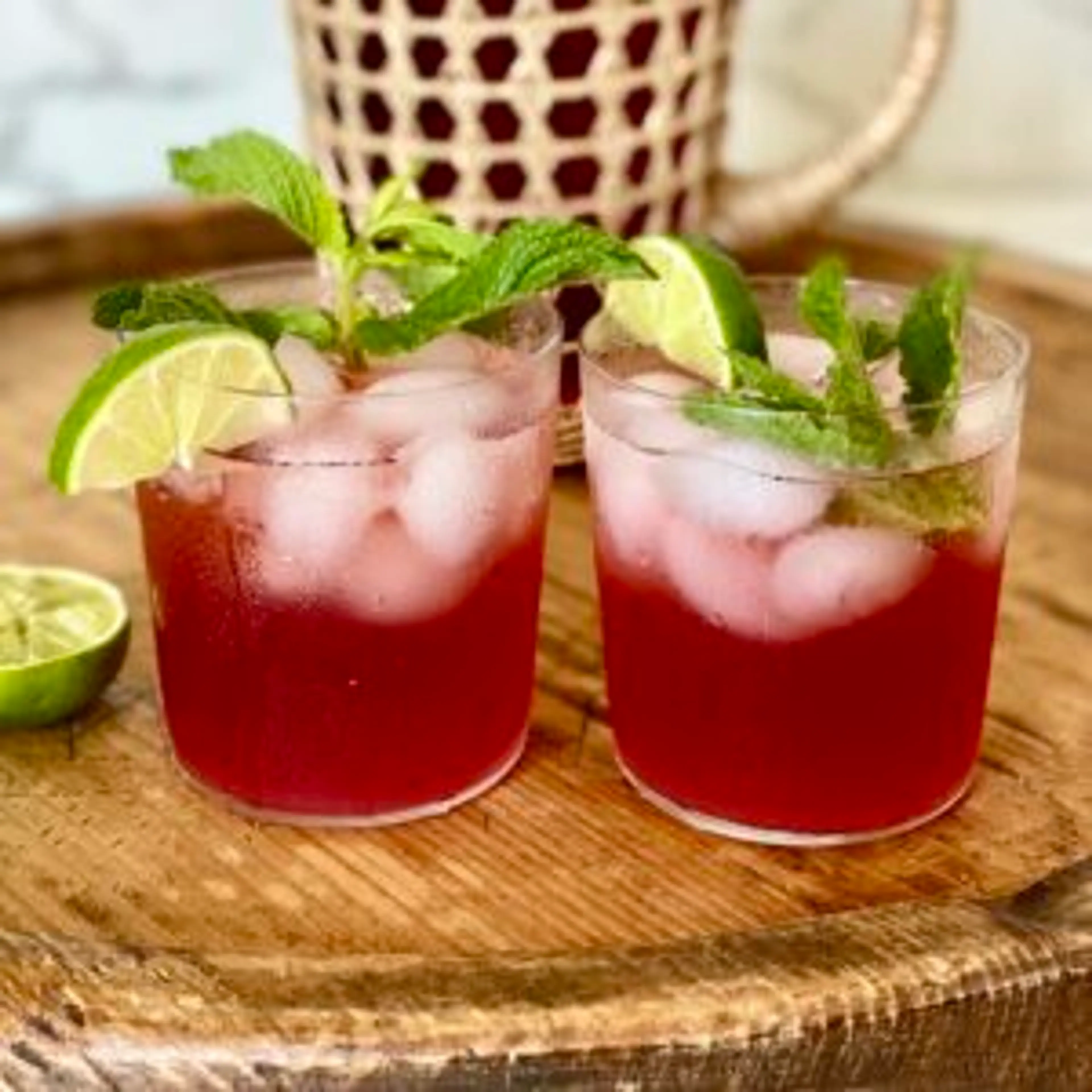Refreshing Hibiscus Mocktail Recipe
