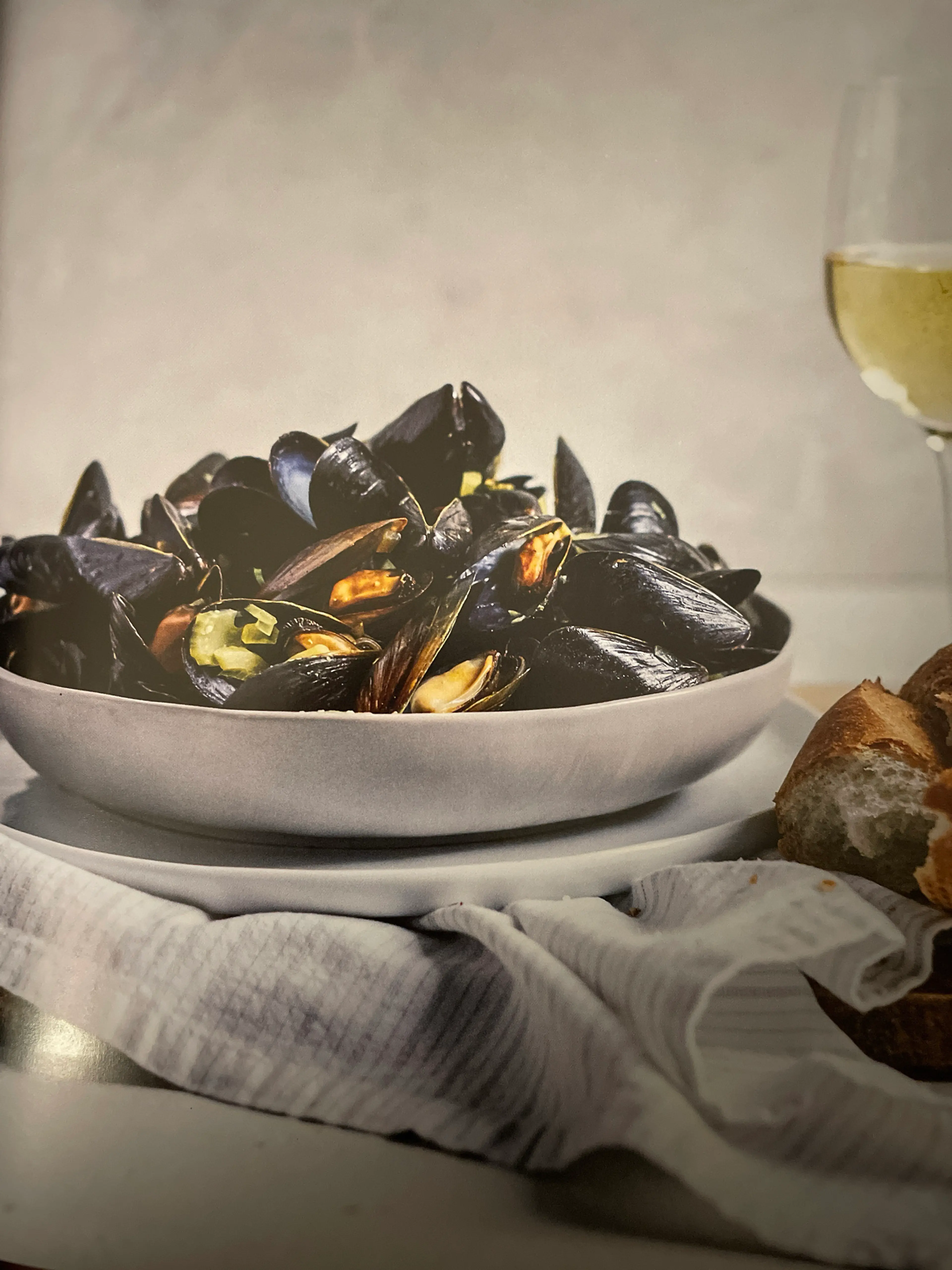Mussels With Saffron And Fennel Broth