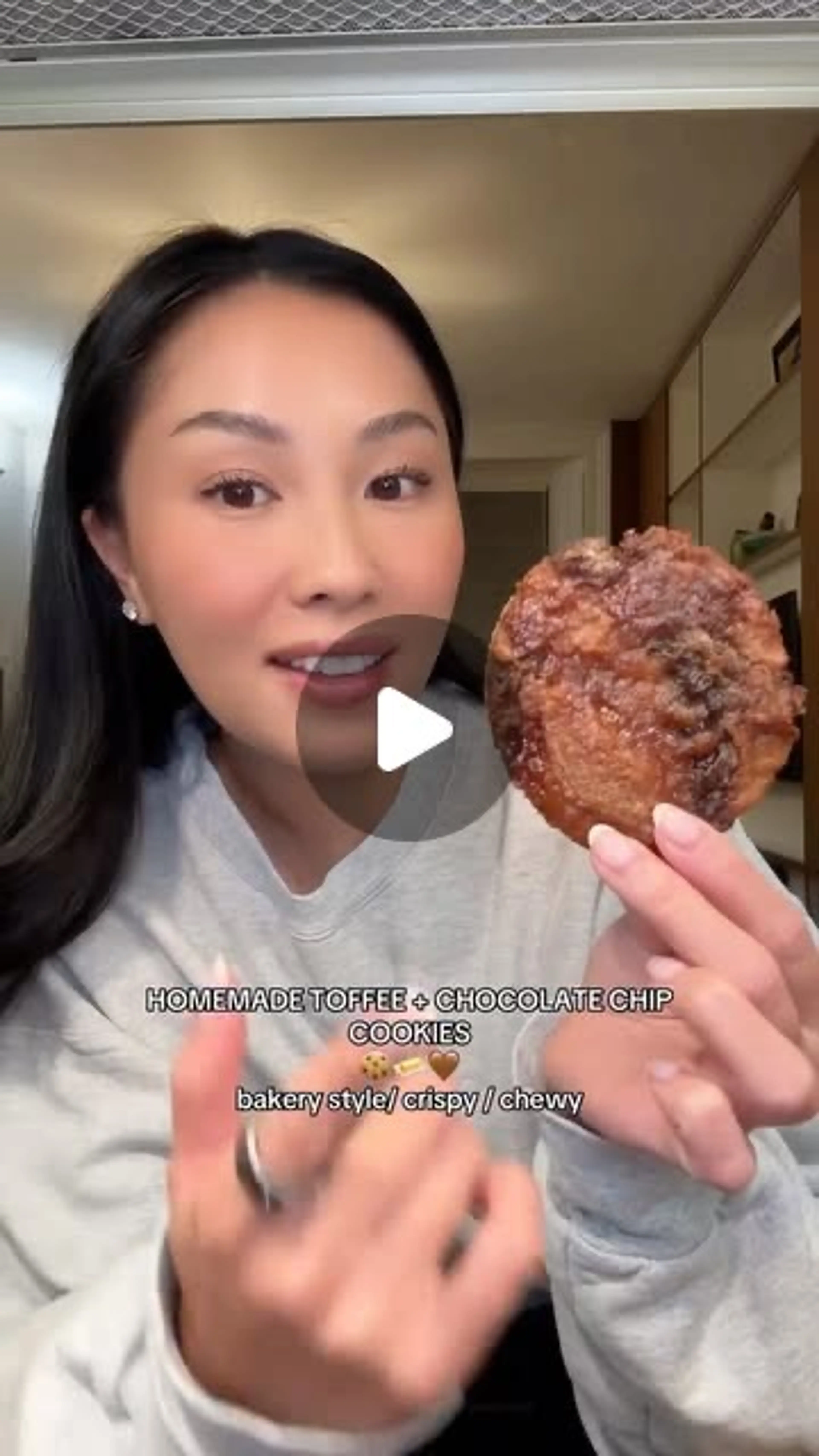 Thin, Crispy, and Chewy Toffy & Chocolate Cookies