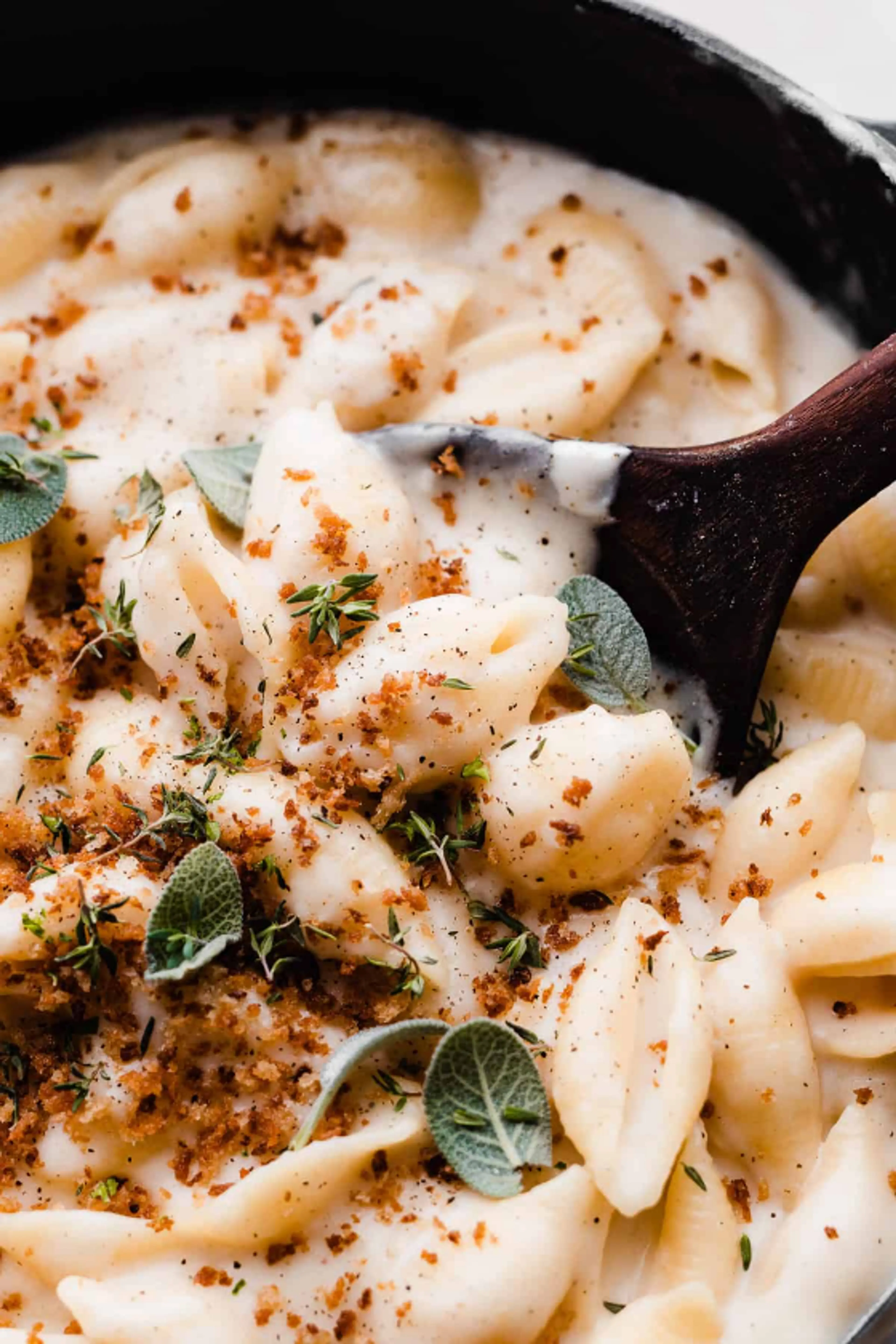 White Cheddar Mac and Cheese with Brown Butter Breadcrumbs