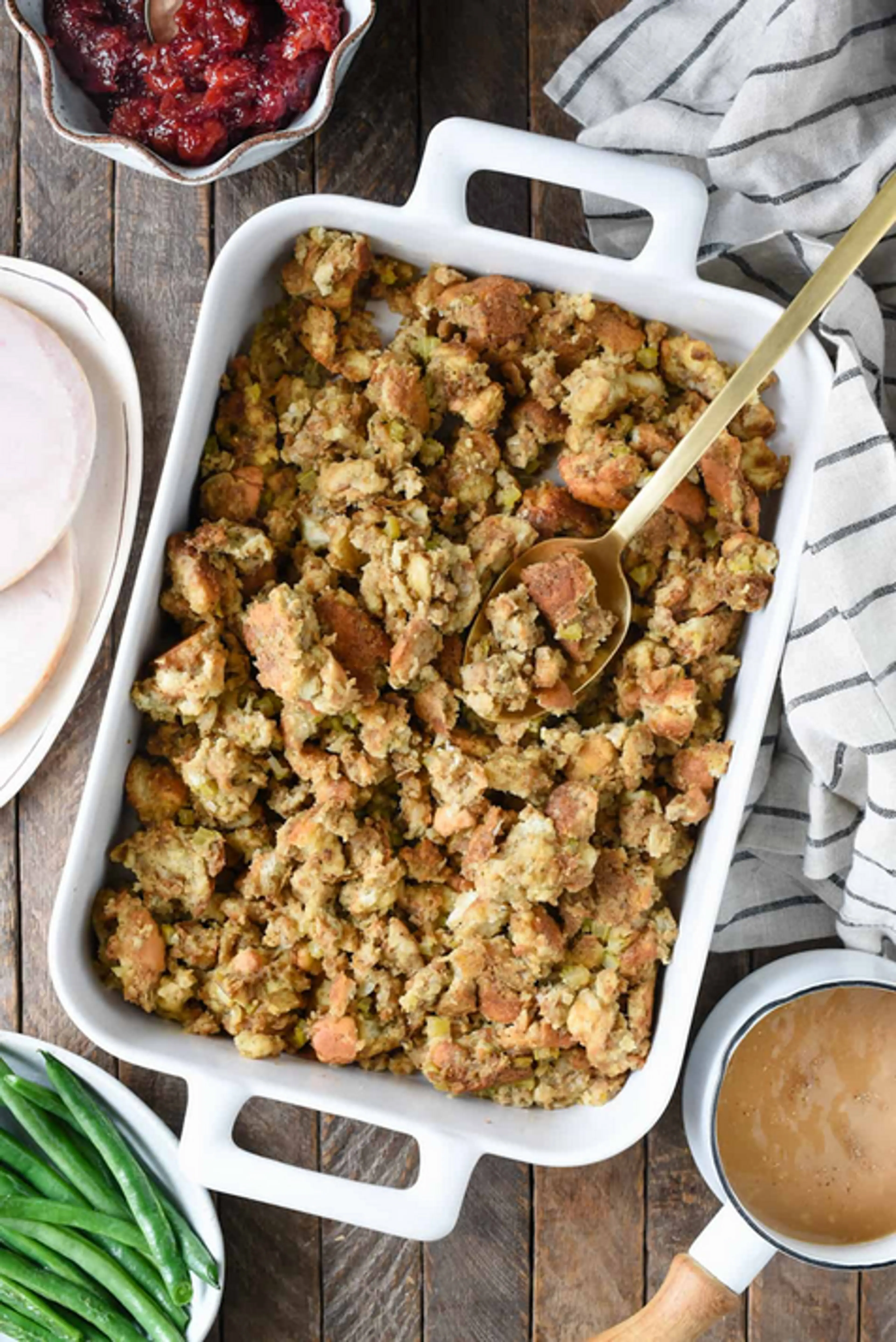 Classic Bread Stuffing with Onions, Celery and Herbs