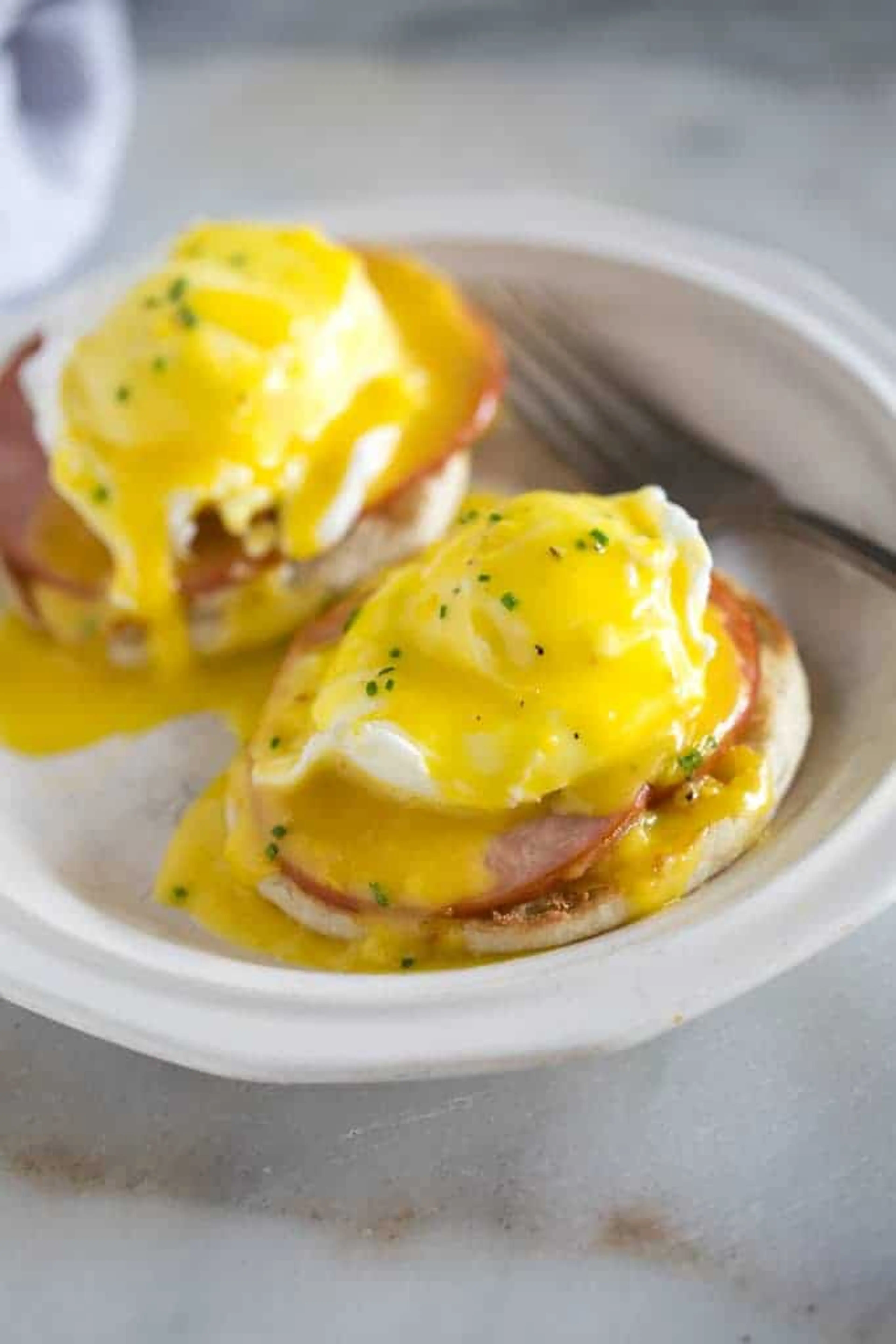 Eggs Benedict with homemade Hollandaise Sauce