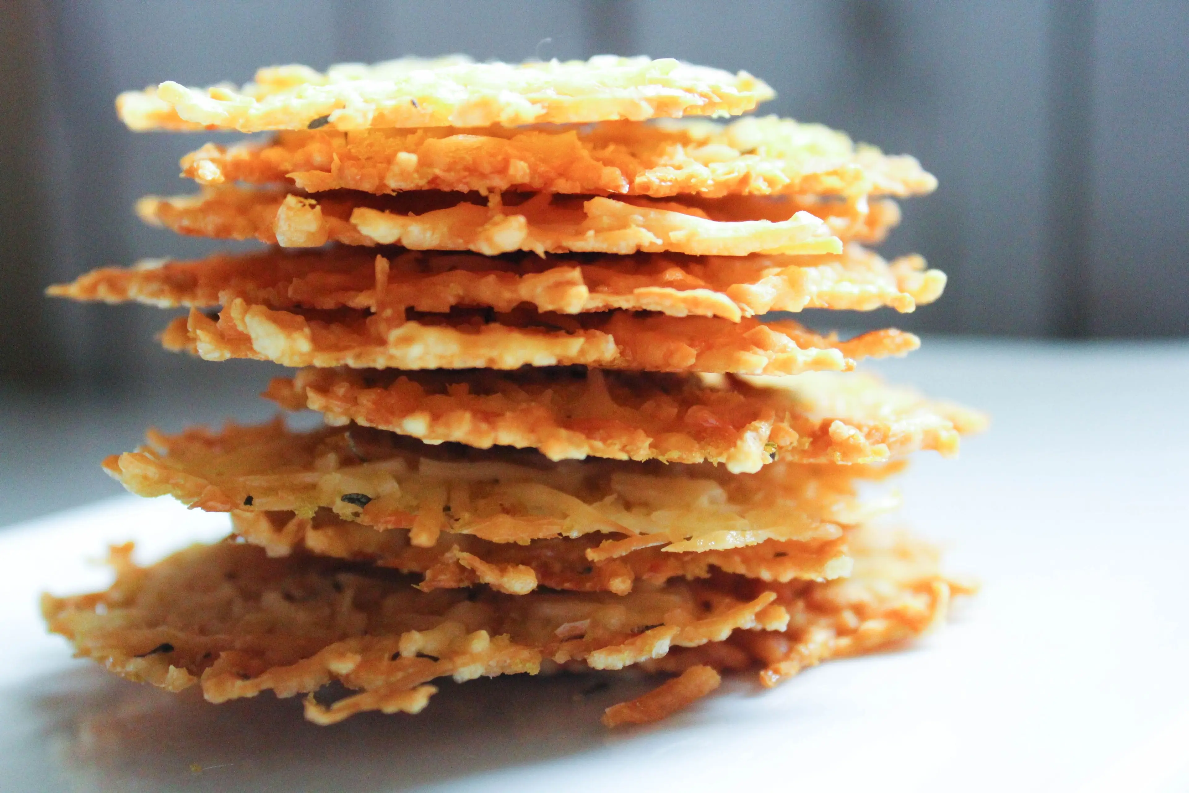 3 Ingredient Double Cheese Crackers {Low Carb, THM-S}