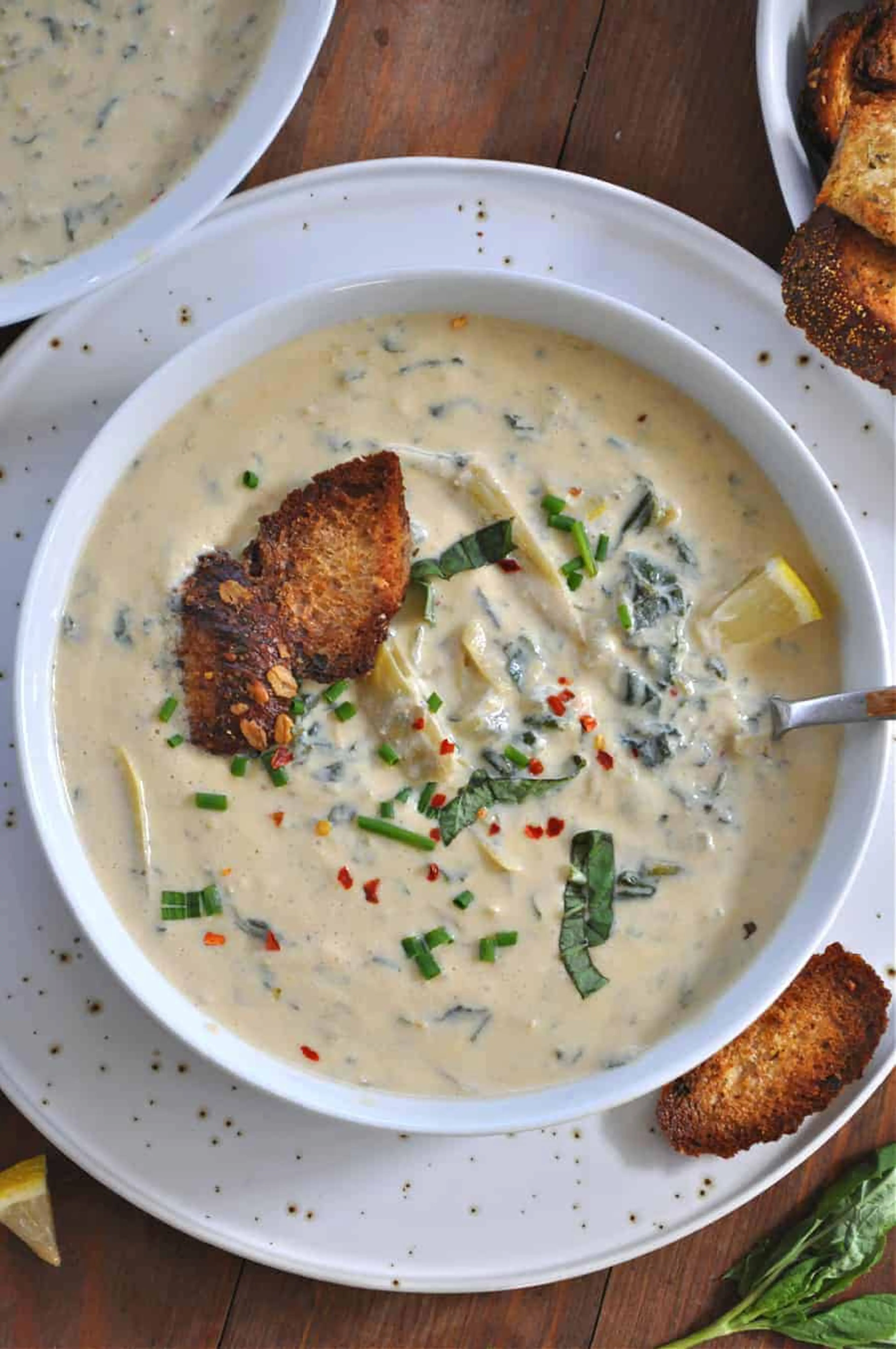 Vegan Creamy Spinach and Artichoke Soup