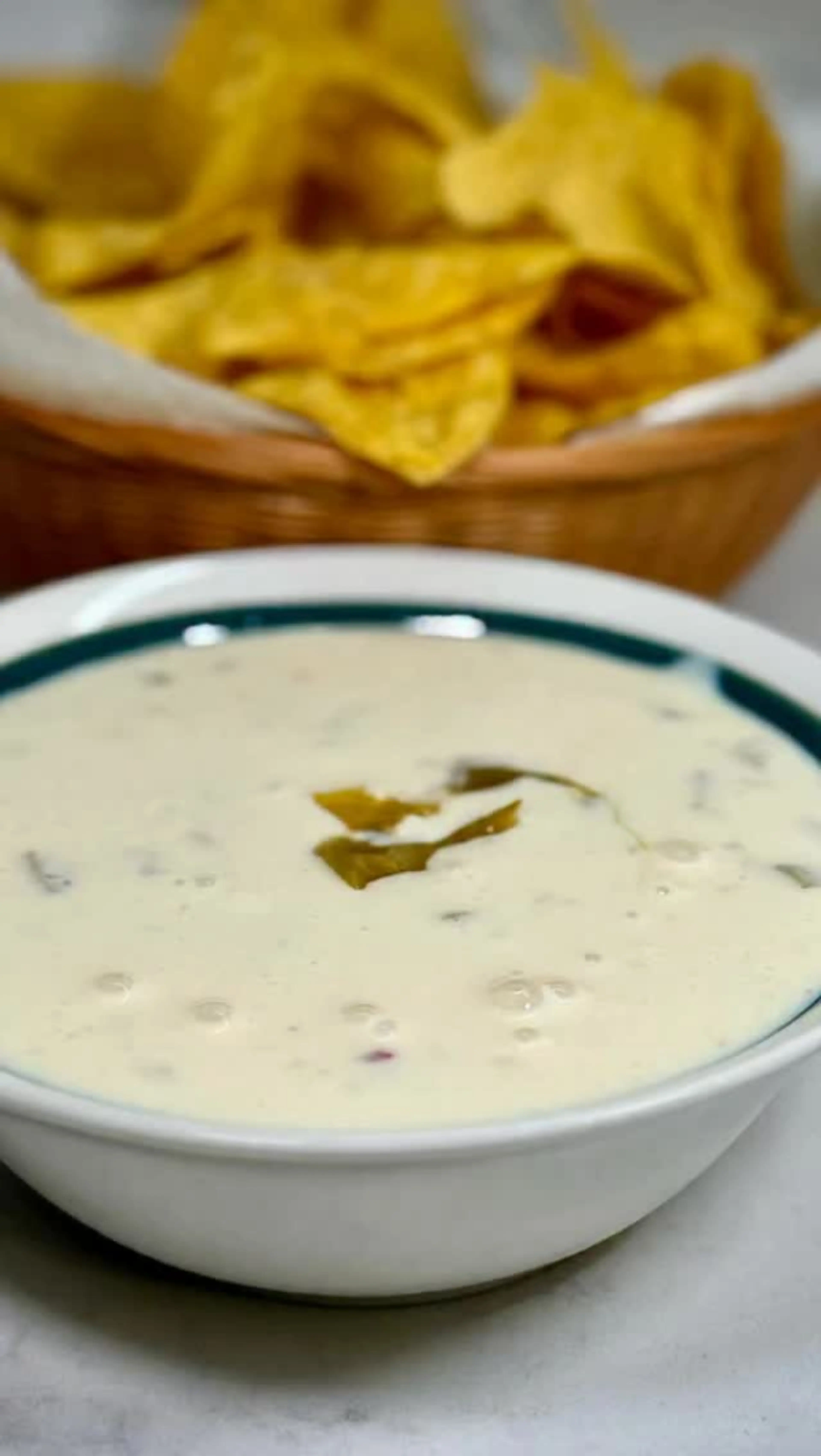 20 Minute White Queso