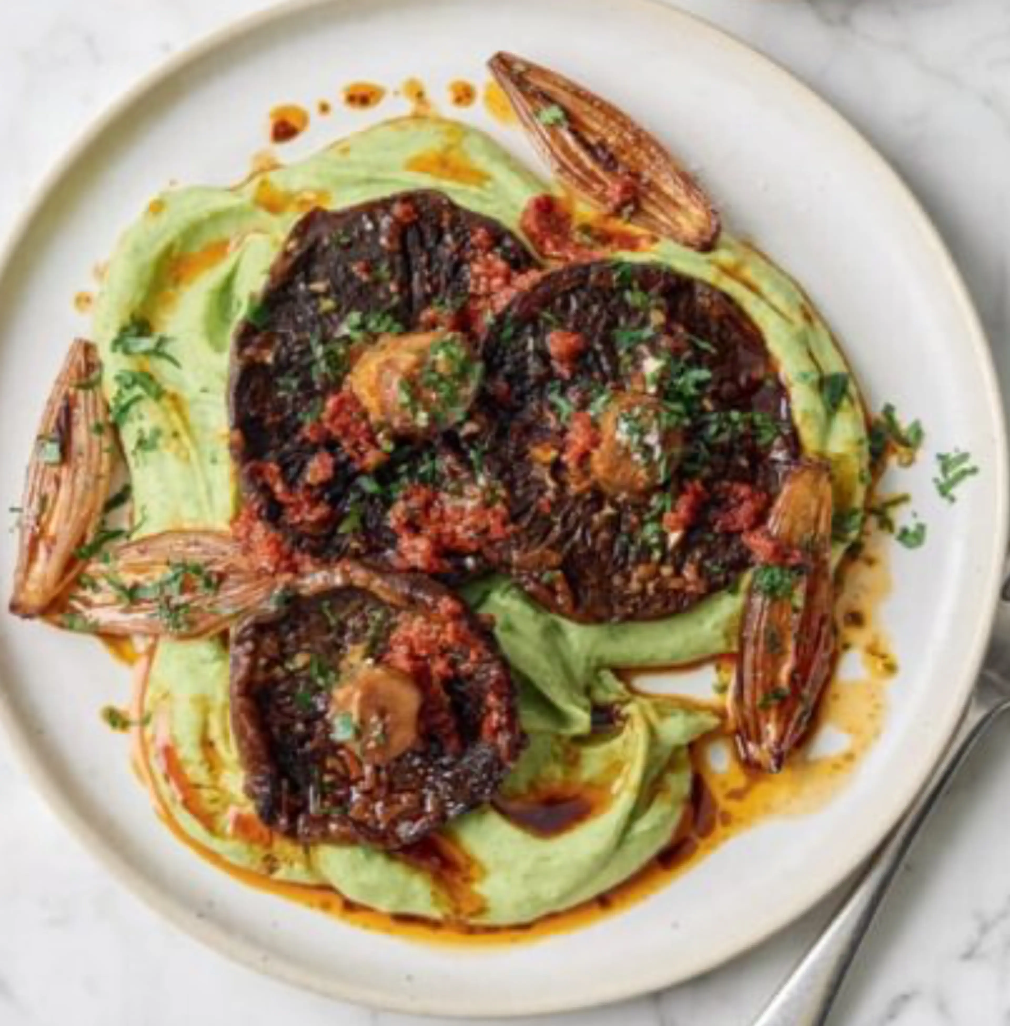 BALSAMIC-ROASTED PORTOBELLO MUSHROOMS WITH BUTTER BEAN MASH