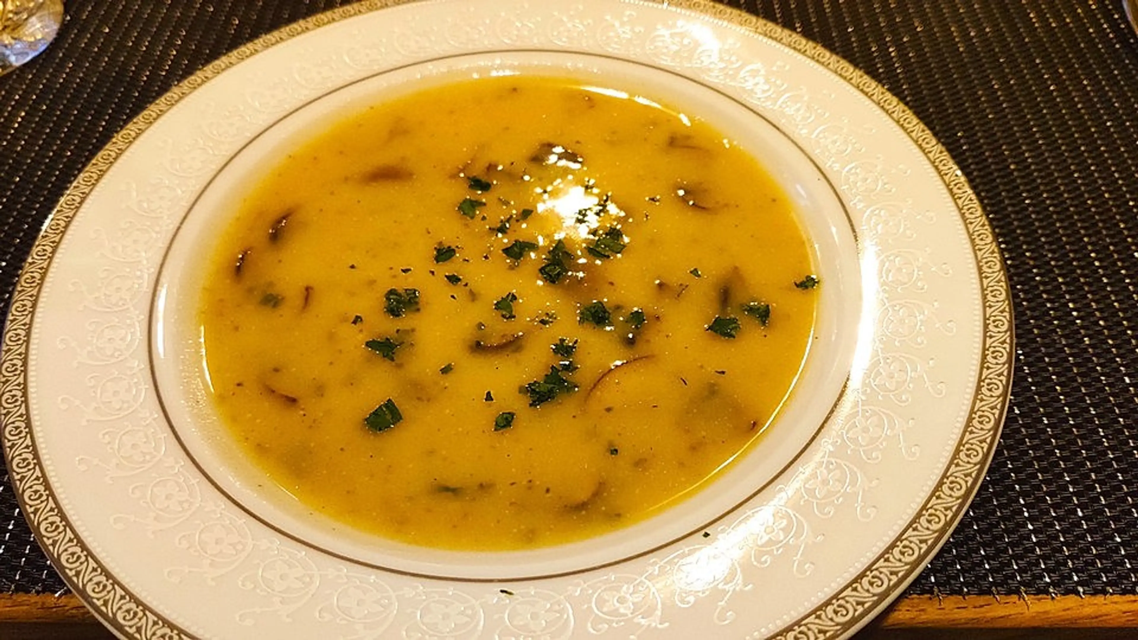 Kartoffel-Pilz-Suppe