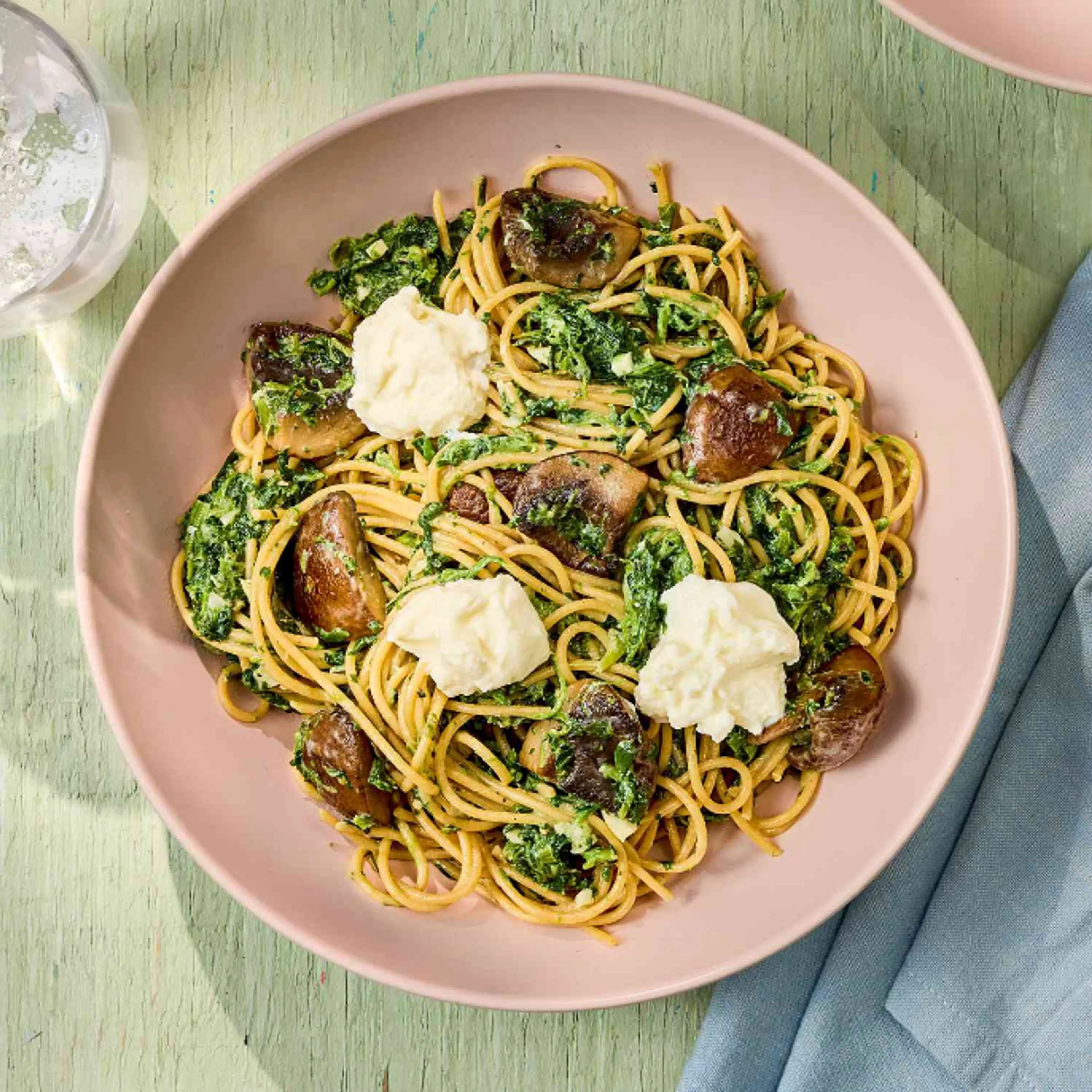 Spaghetti with Mushrooms, Spinach & Ricotta