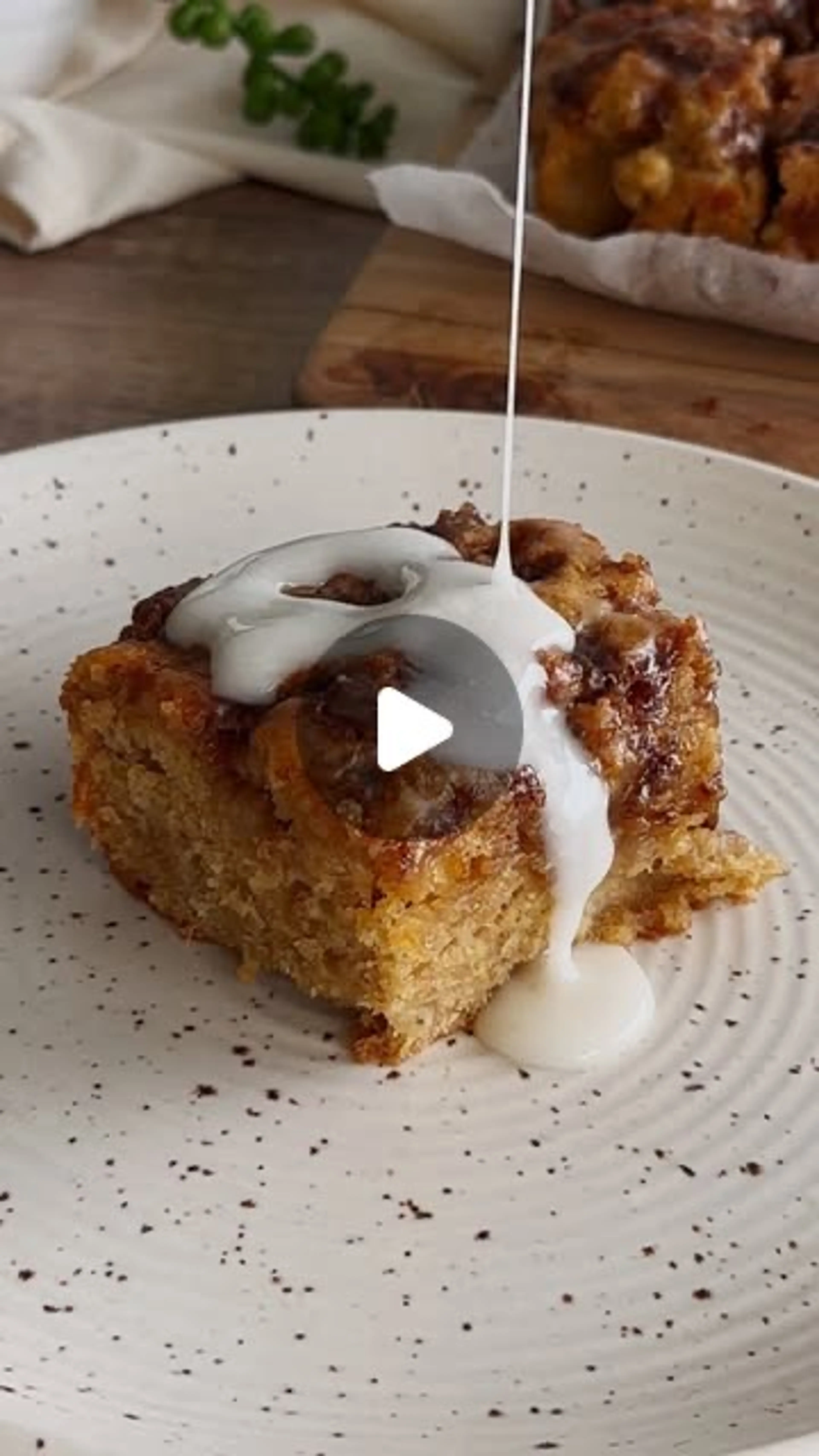 Cinnamon Roll Banana Cake