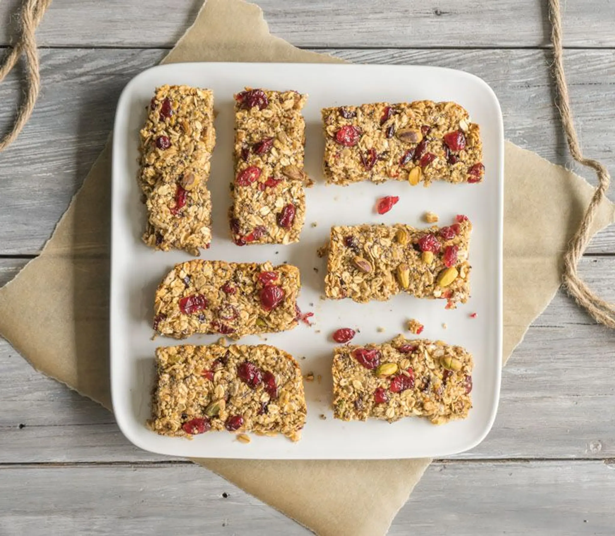 Quinoa & Chia Granola Bars