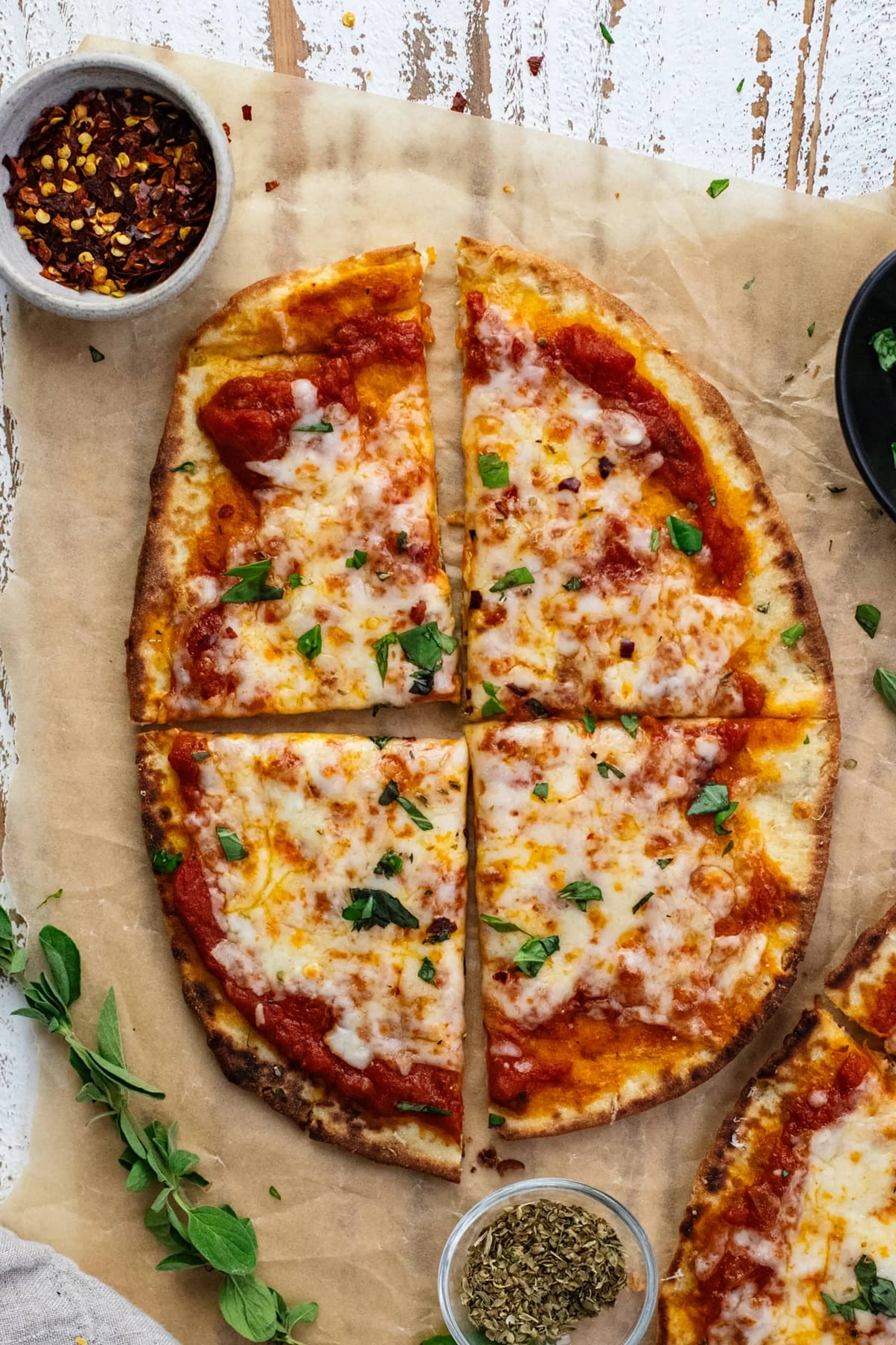 10-Minute Naan Pizza