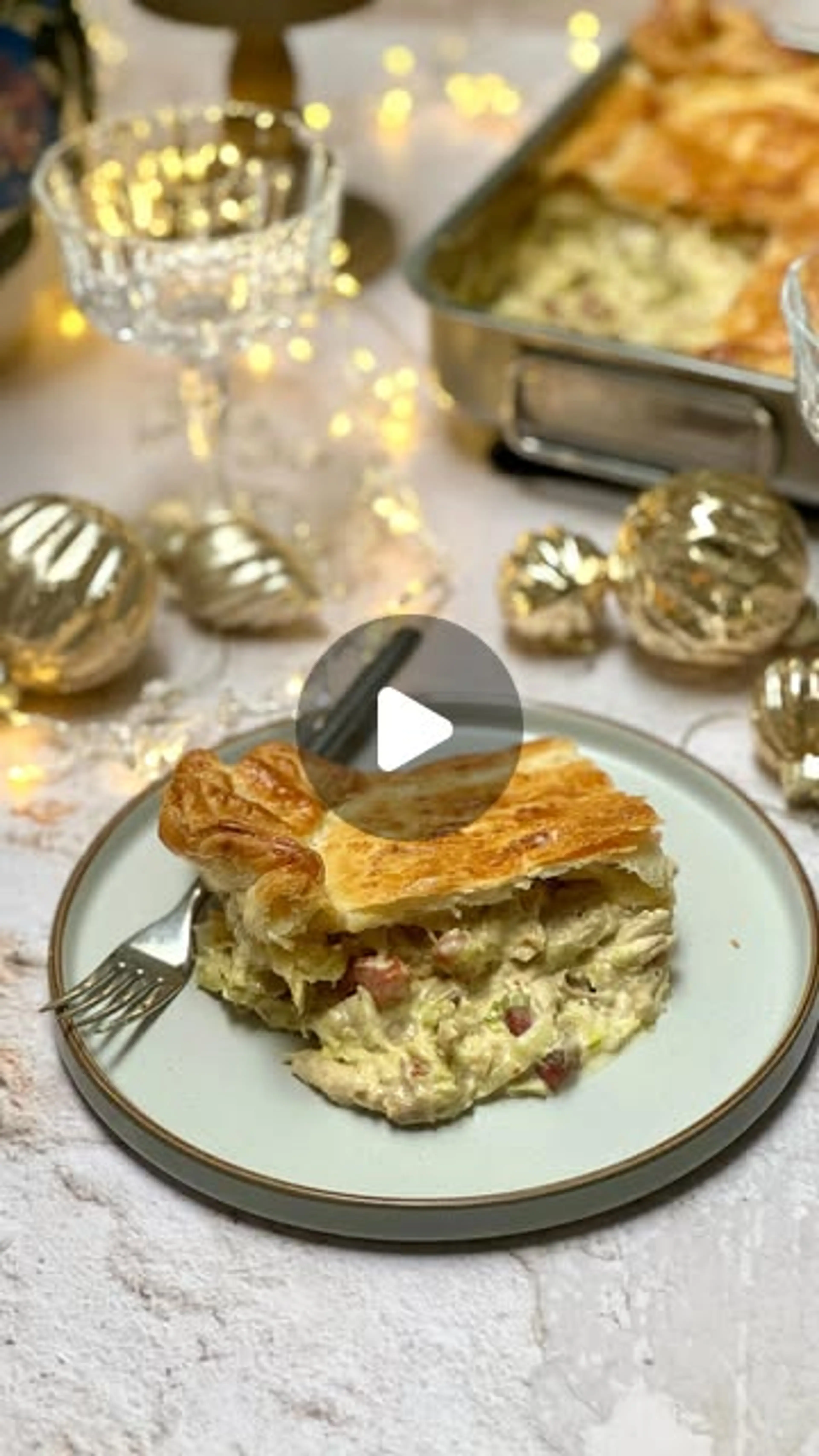 Creamy Turkey Leek and Bacon Pie