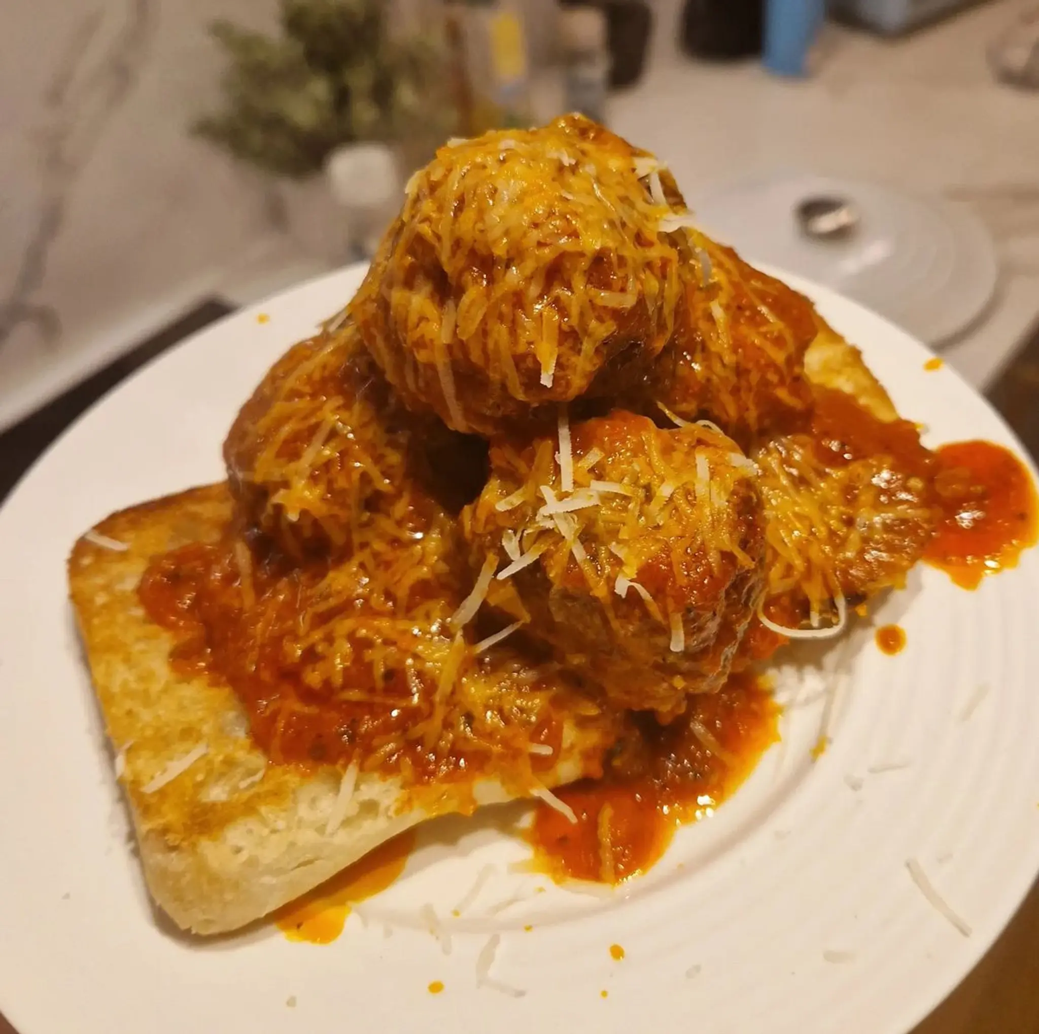 Calabrian Chilli Meatballs