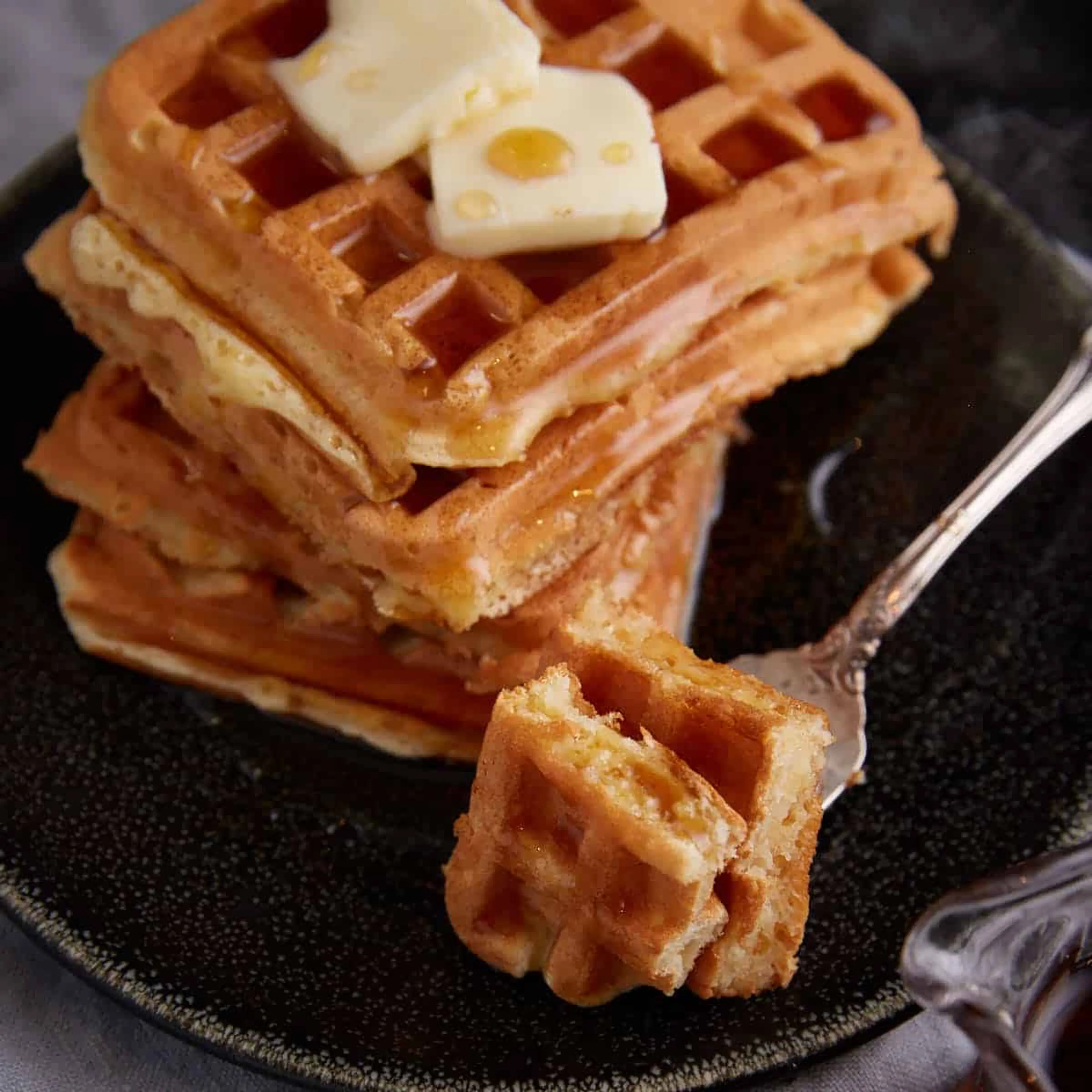 Fluffy Waffles with Whipped Egg Whites (Crispy Outside, Ligh