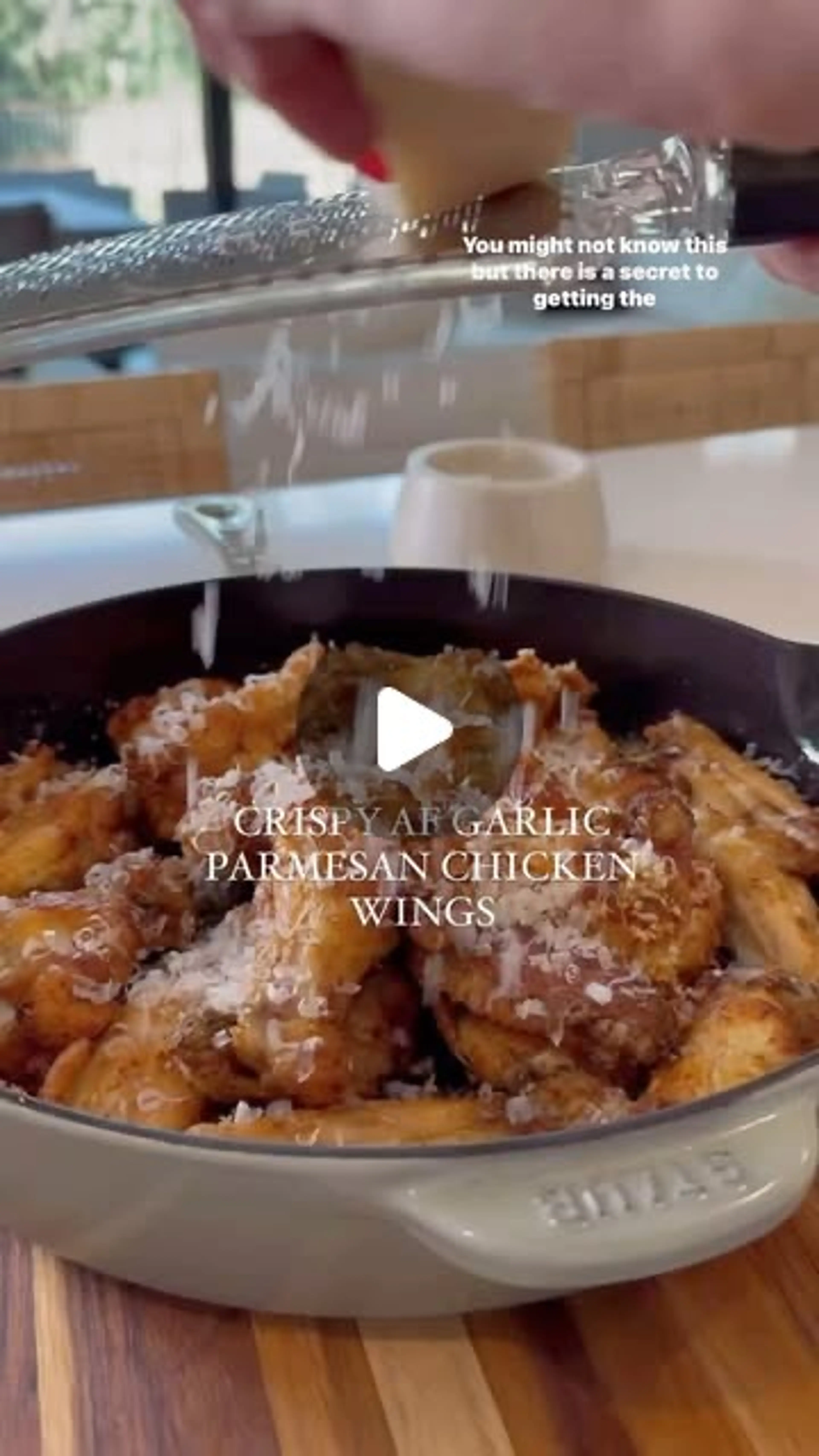 Crispy Parmesan Garlic Chicken Wings