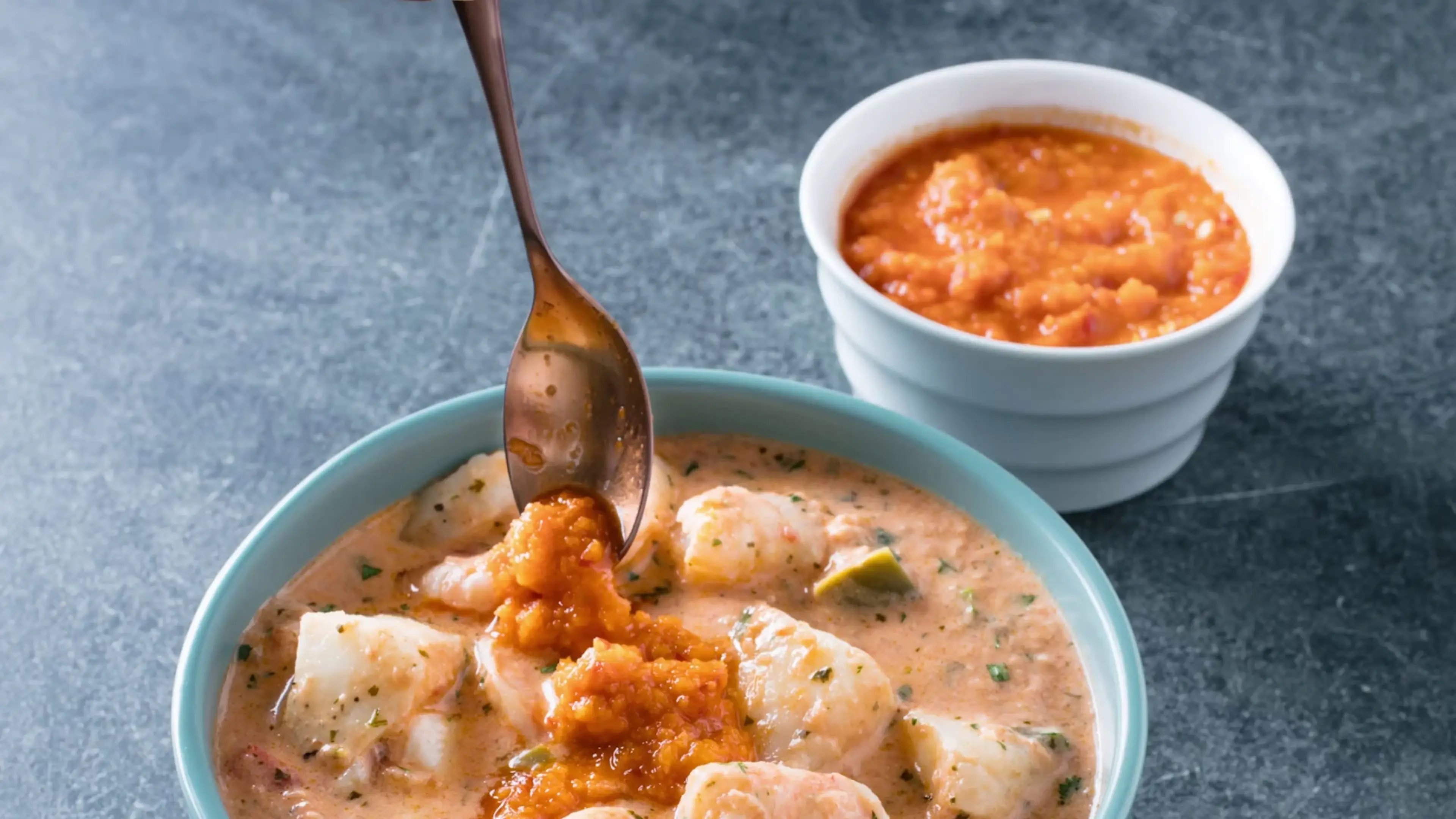 Brazilian Shrimp and Fish Stew (Moqueca)