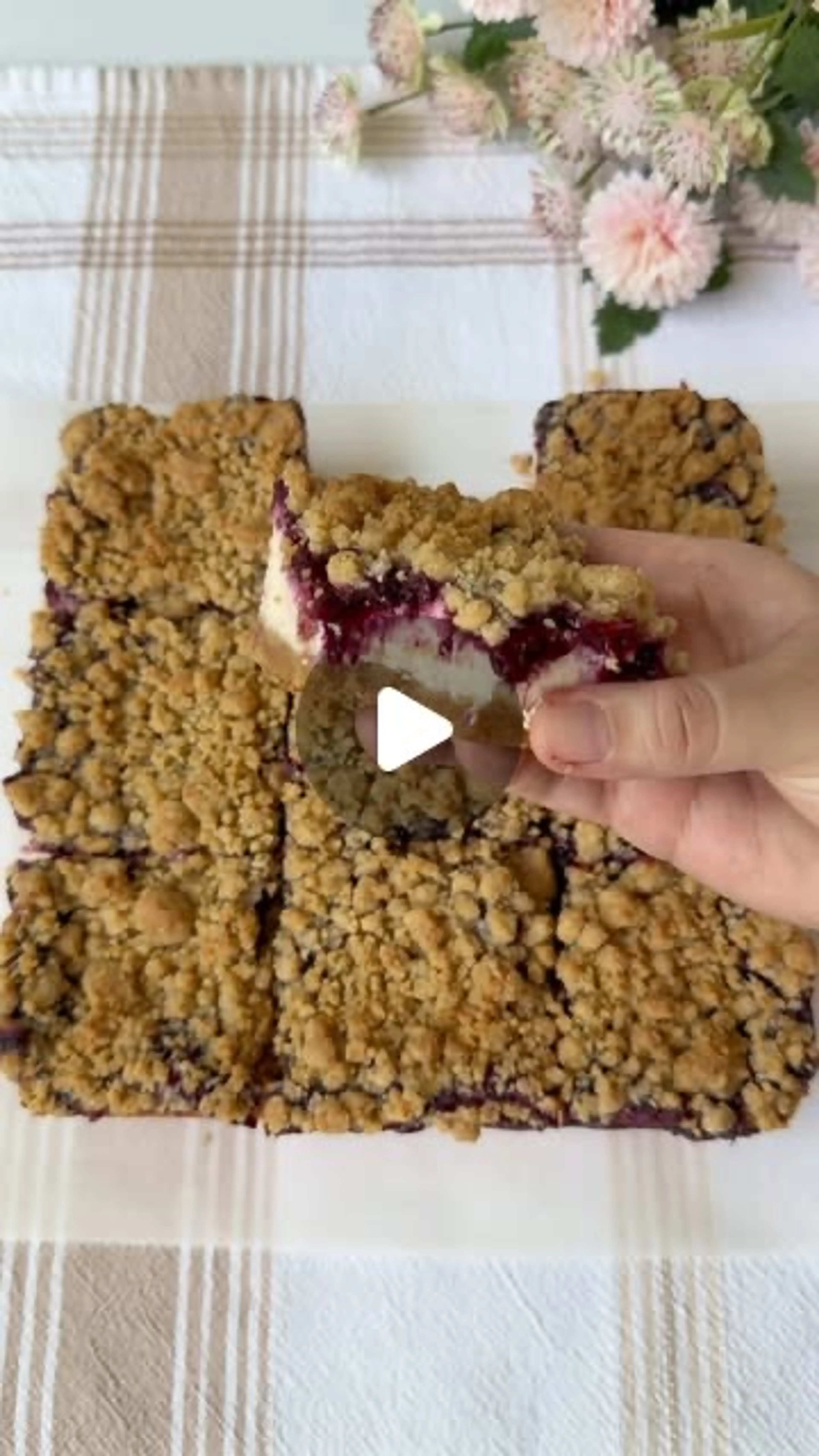 Mixed Berry Crumble Cheesecake Bars