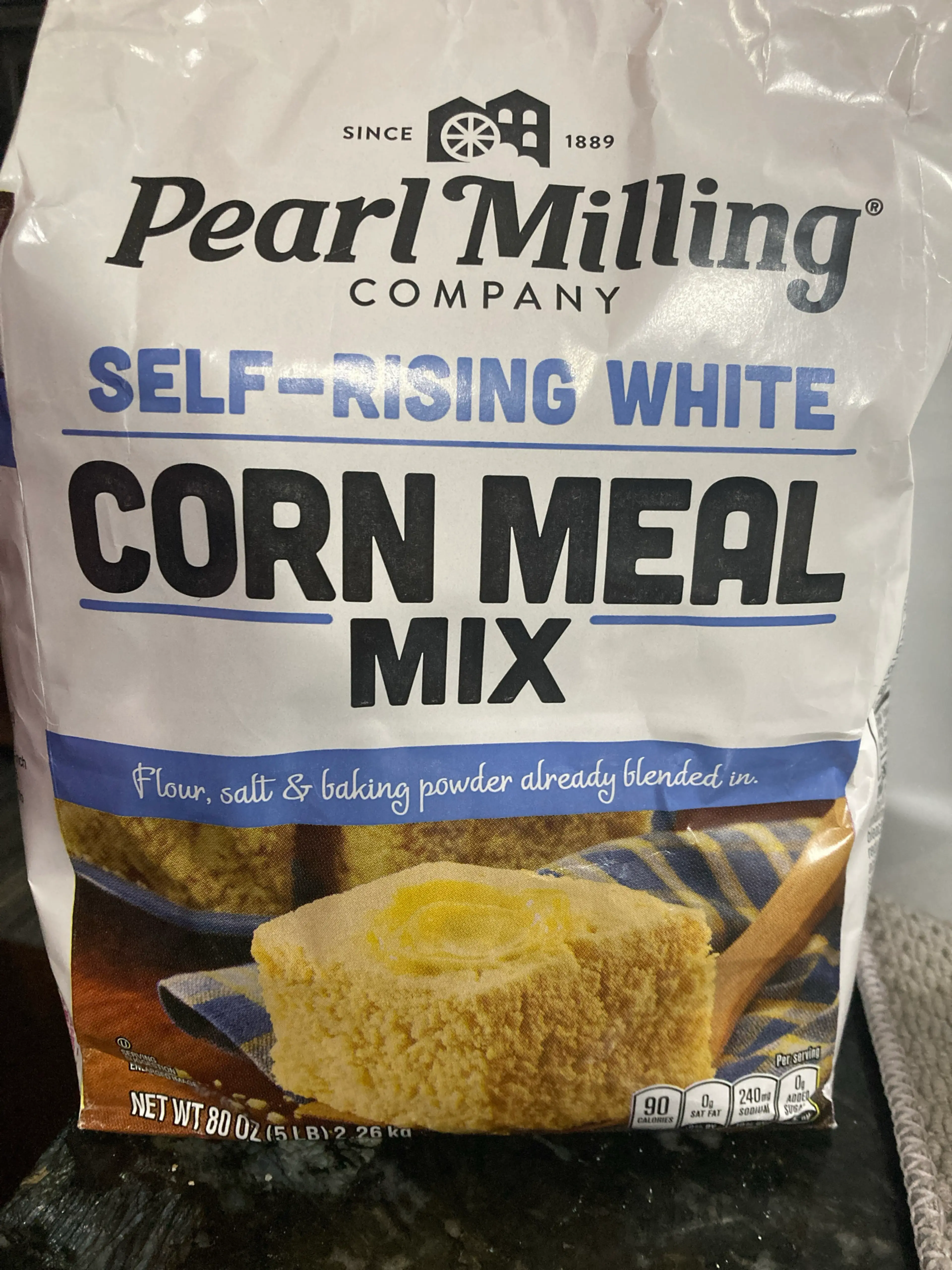 Kara’s Friendsgiving Vegan Cornbread Dressing