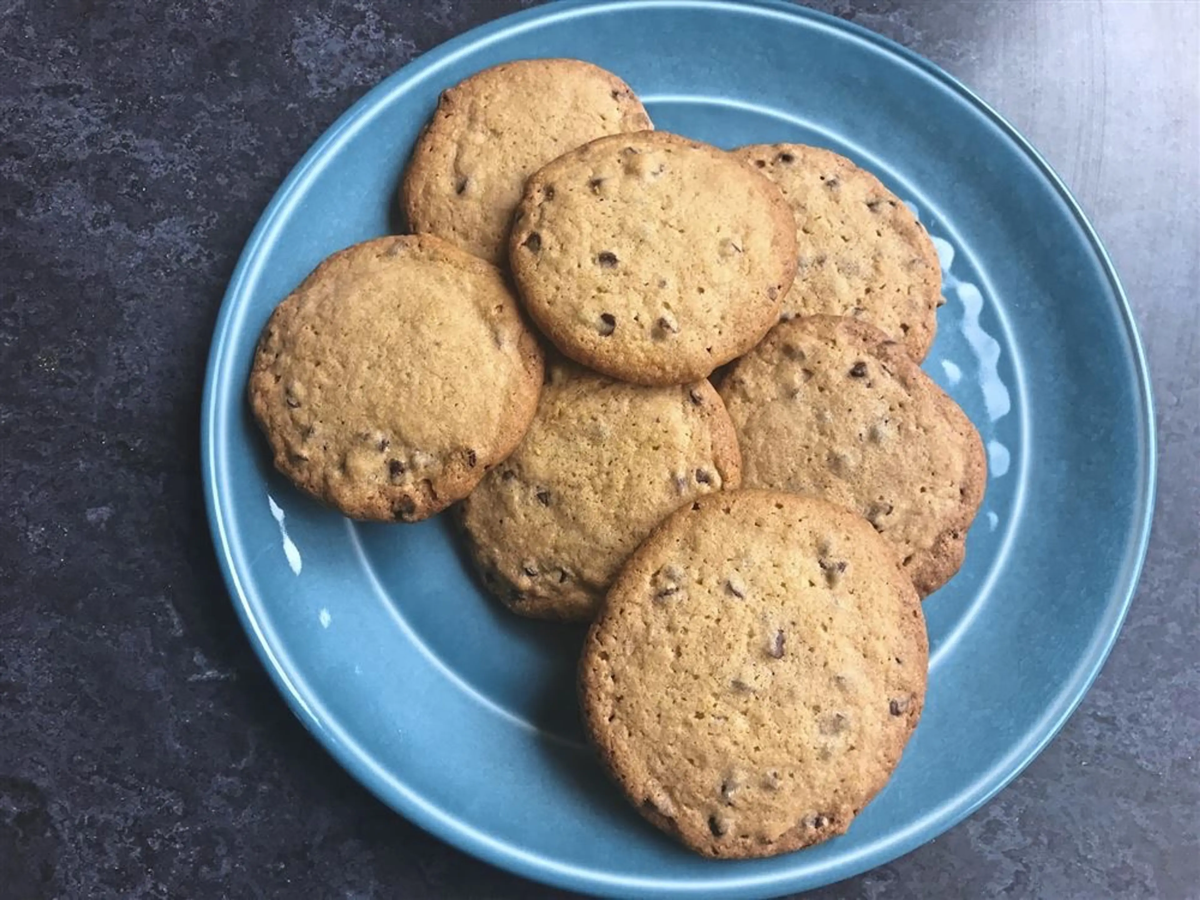 Crispy Chocolate Chip Cookies