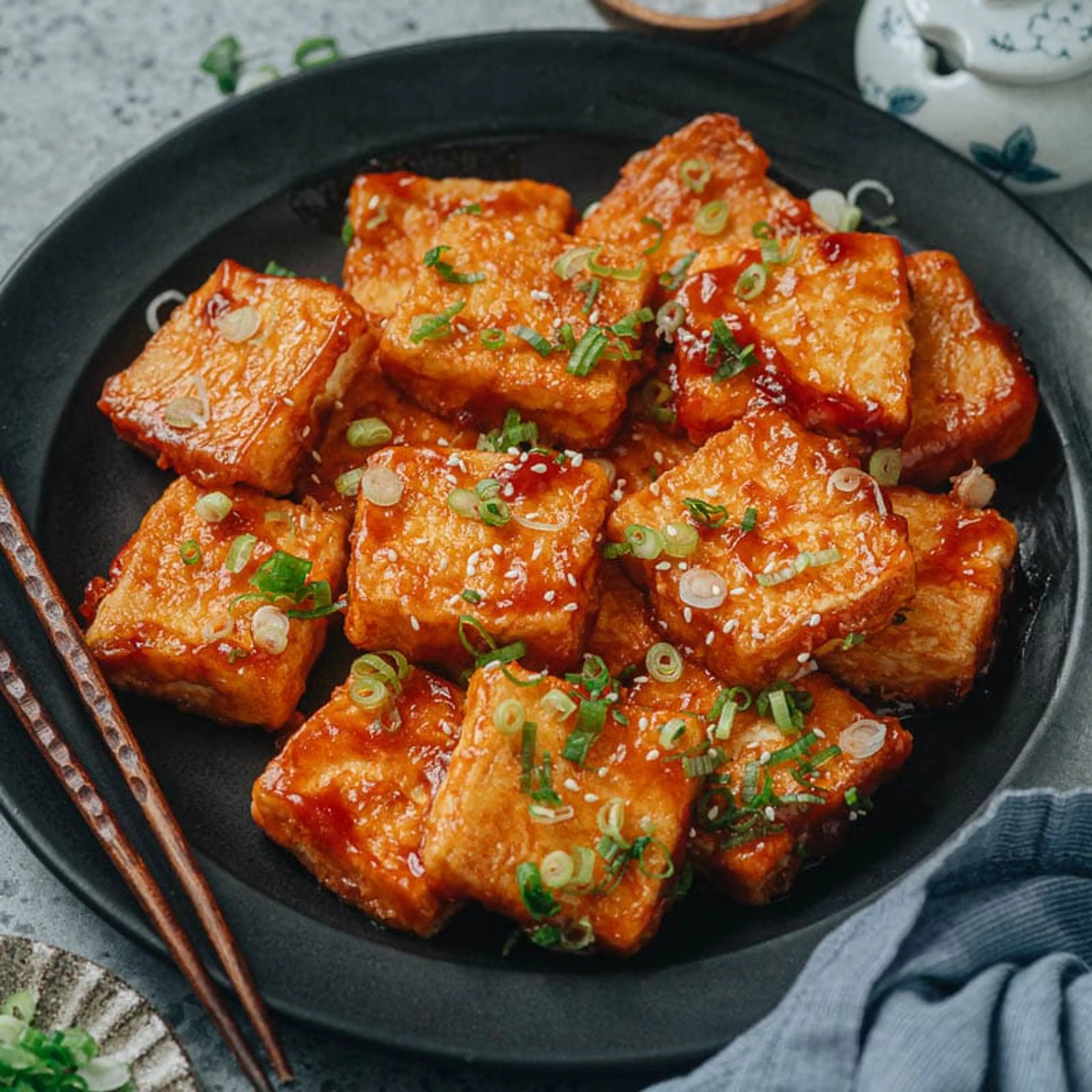 Pan Fried Tofu (脆皮豆腐)