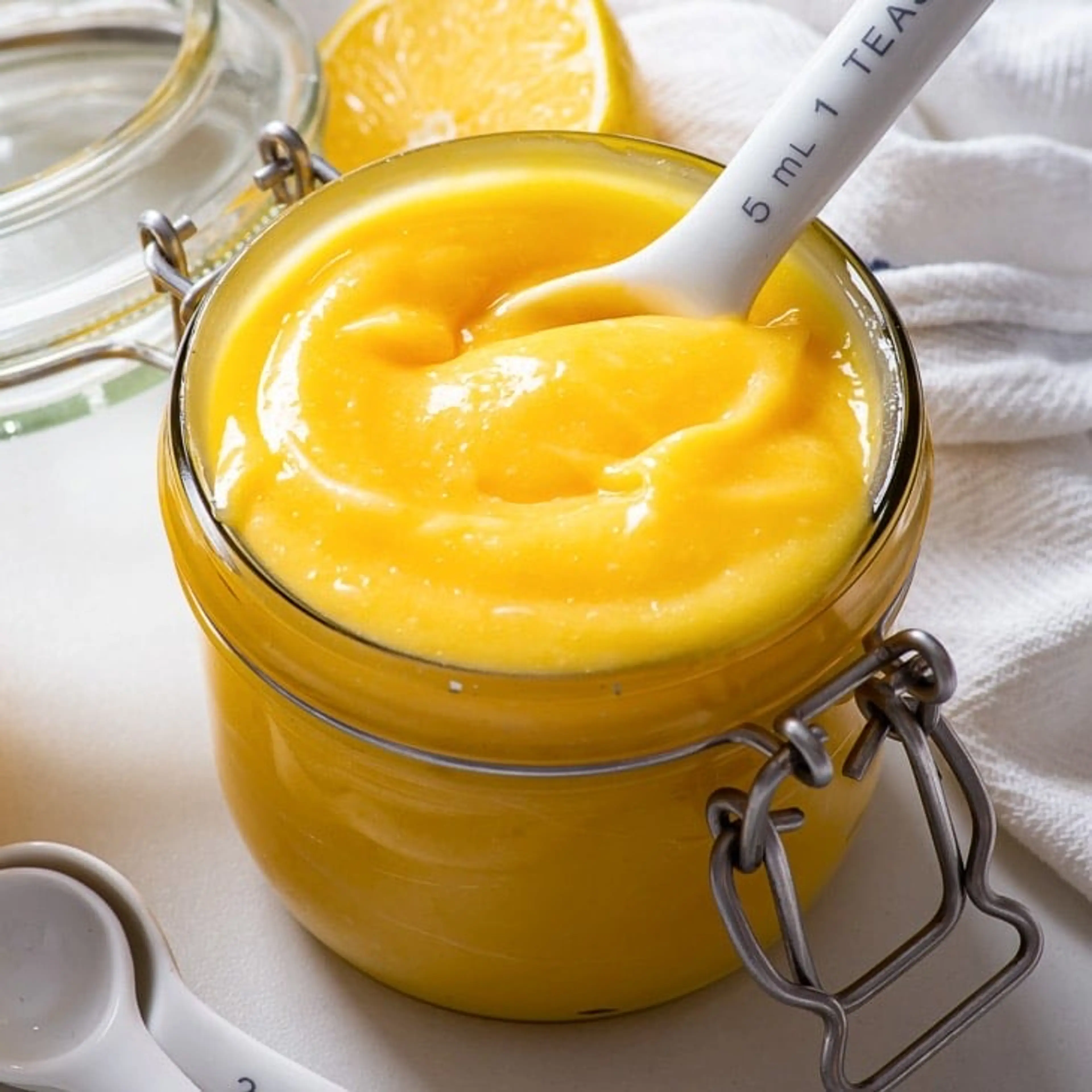 Easy & Perfectly Creamy Lemon Curd