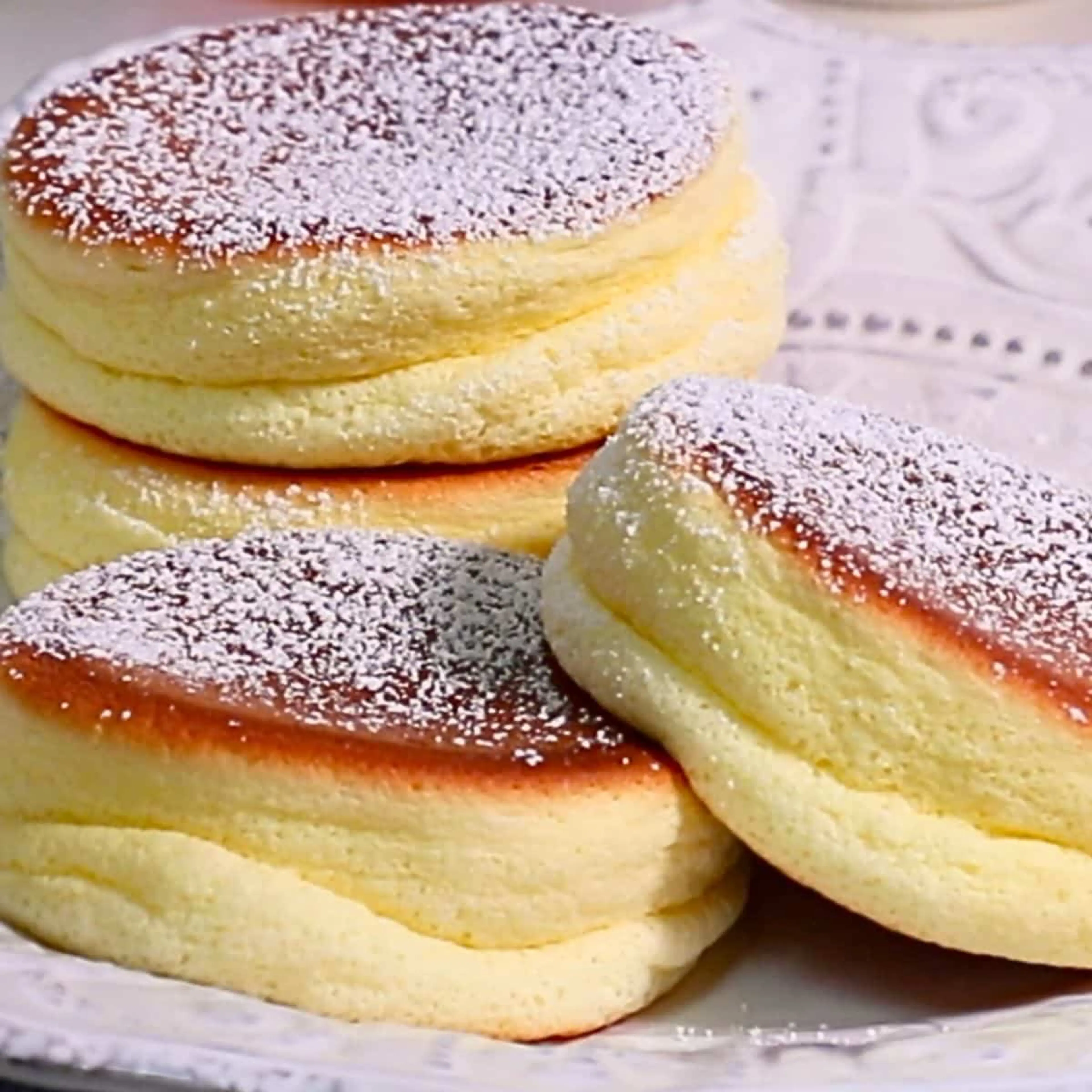 Fluffy Japanese Souffle Pancakes