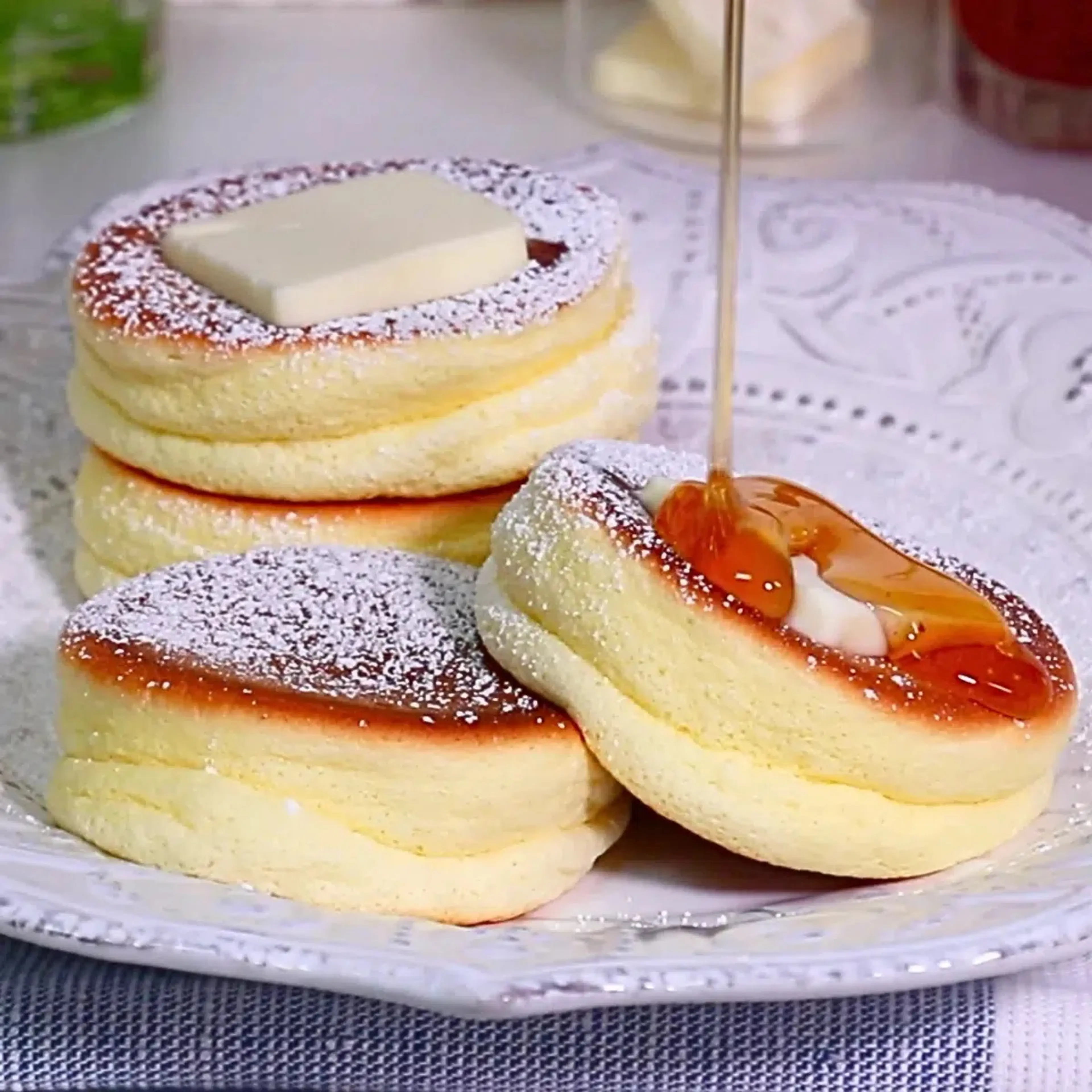 Fluffy Japanese Souffle Pancakes