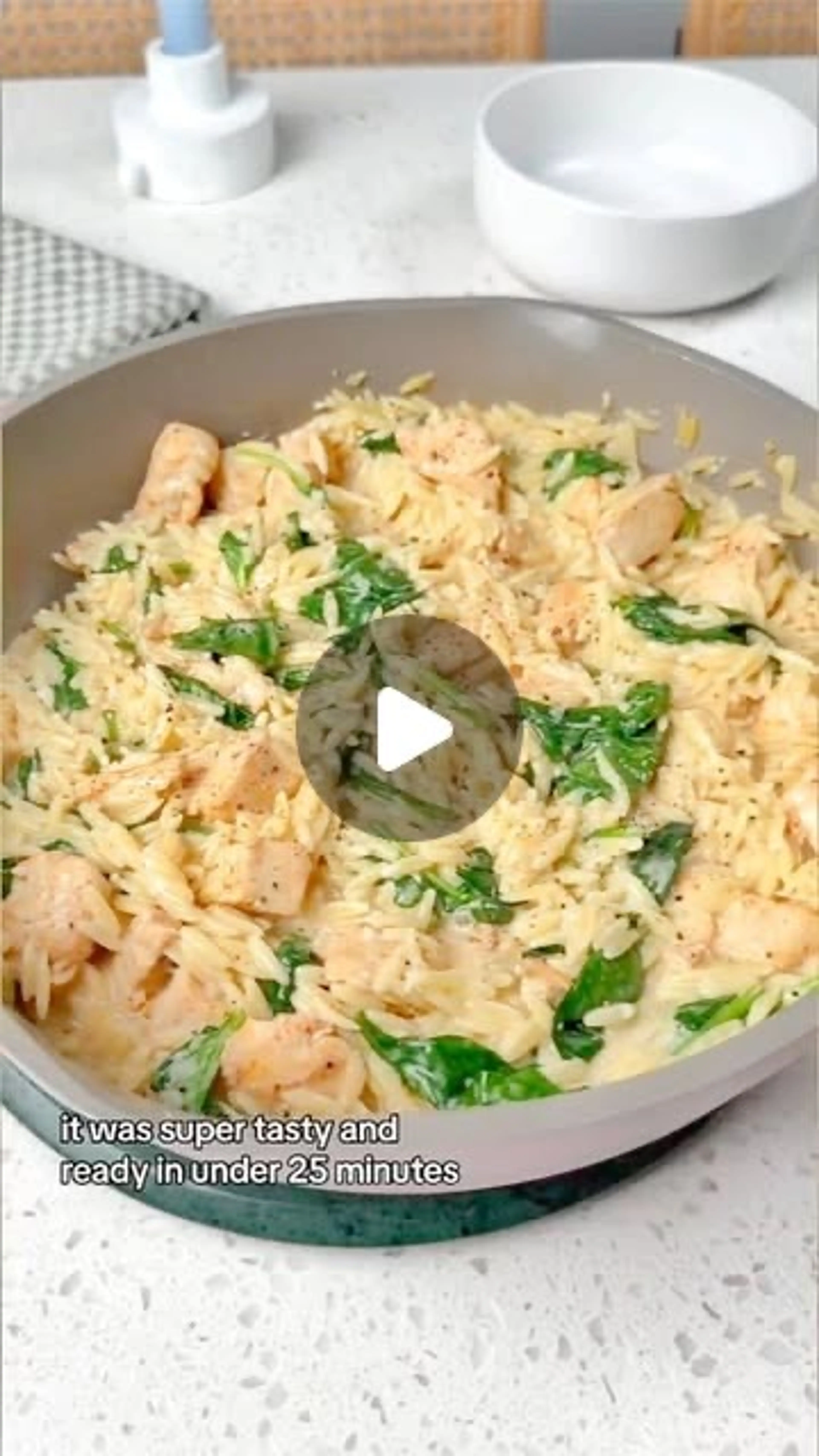 Easy One Pan Chicken & Spinach Orzo