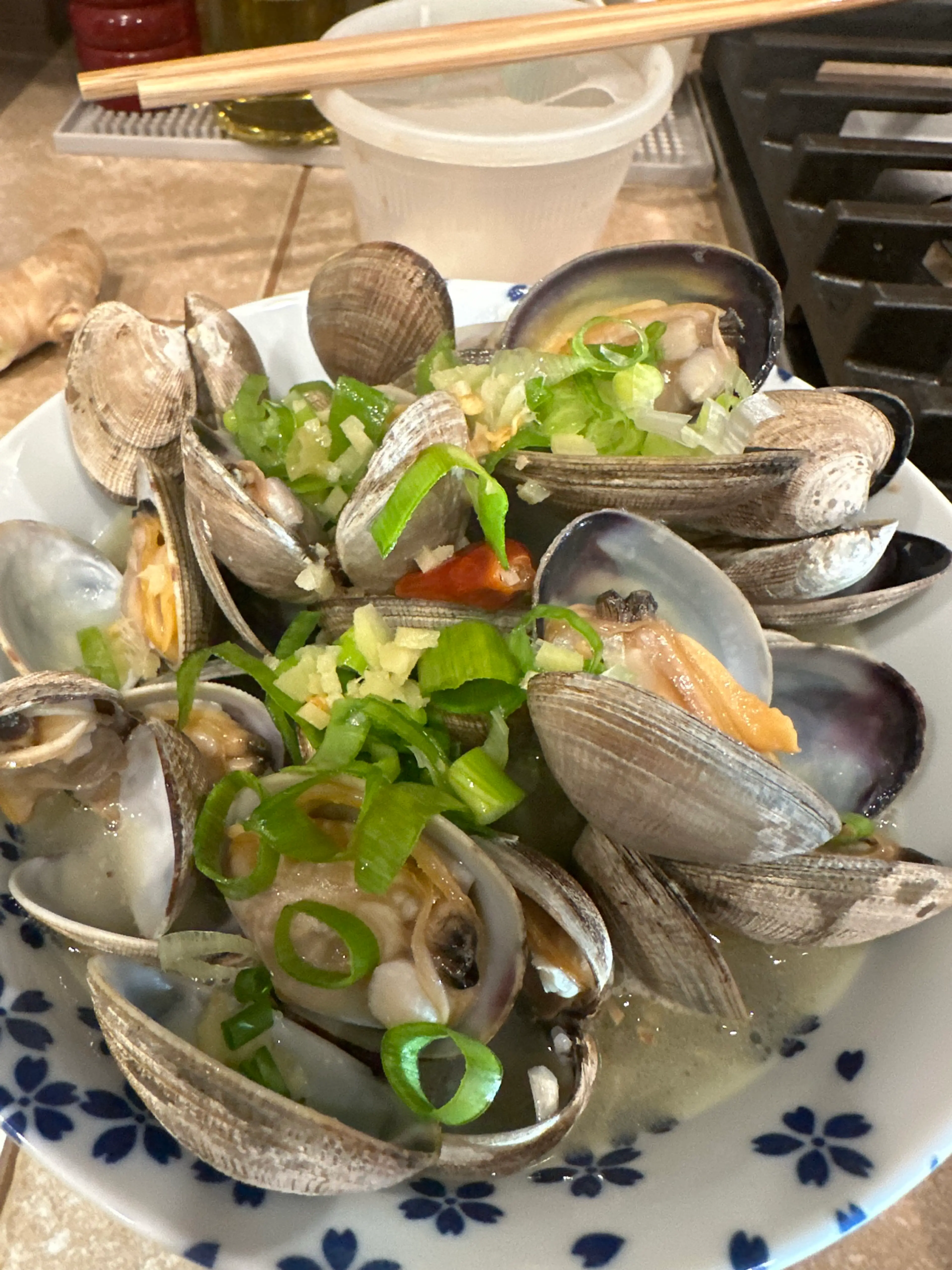 Sake-Steamed Clams