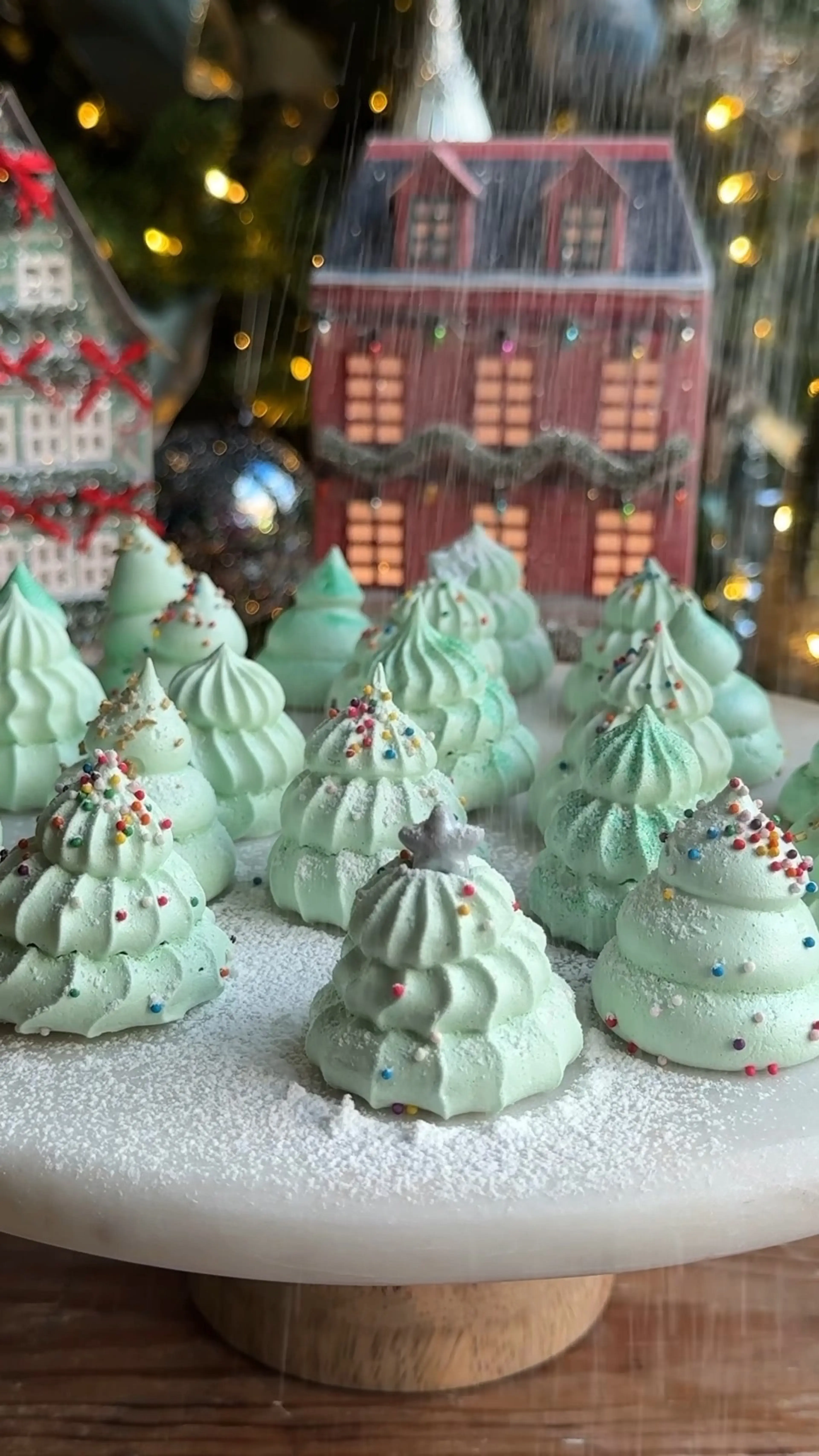 Christmas Tree Merengue Cookies